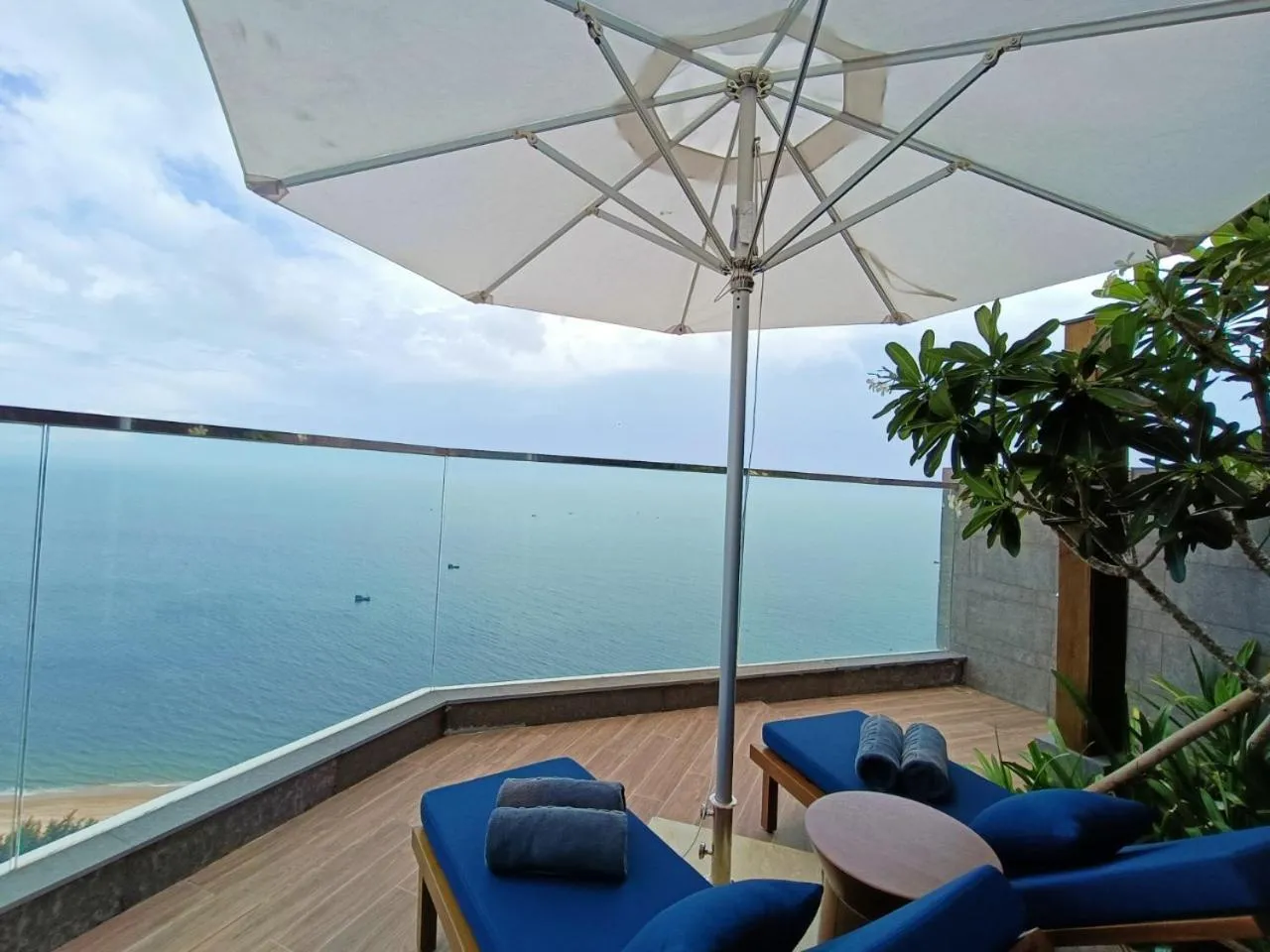 Balcony/Terrace in Apec Nirvana Peace Mui Ne