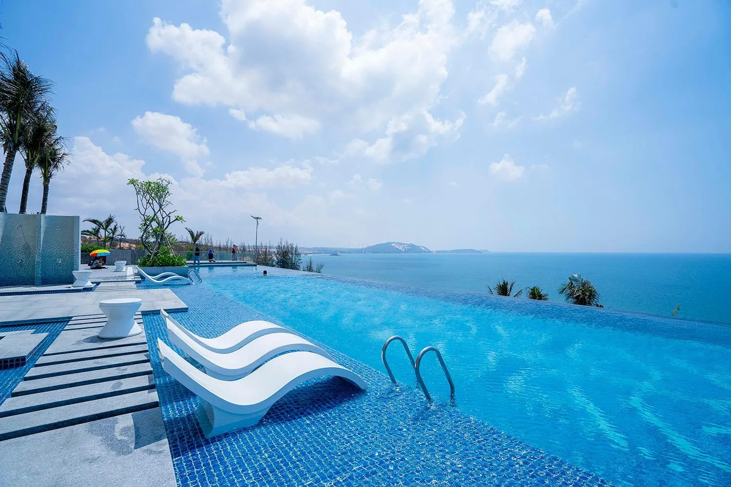 Pool view in Apec Nirvana Peace Mui Ne