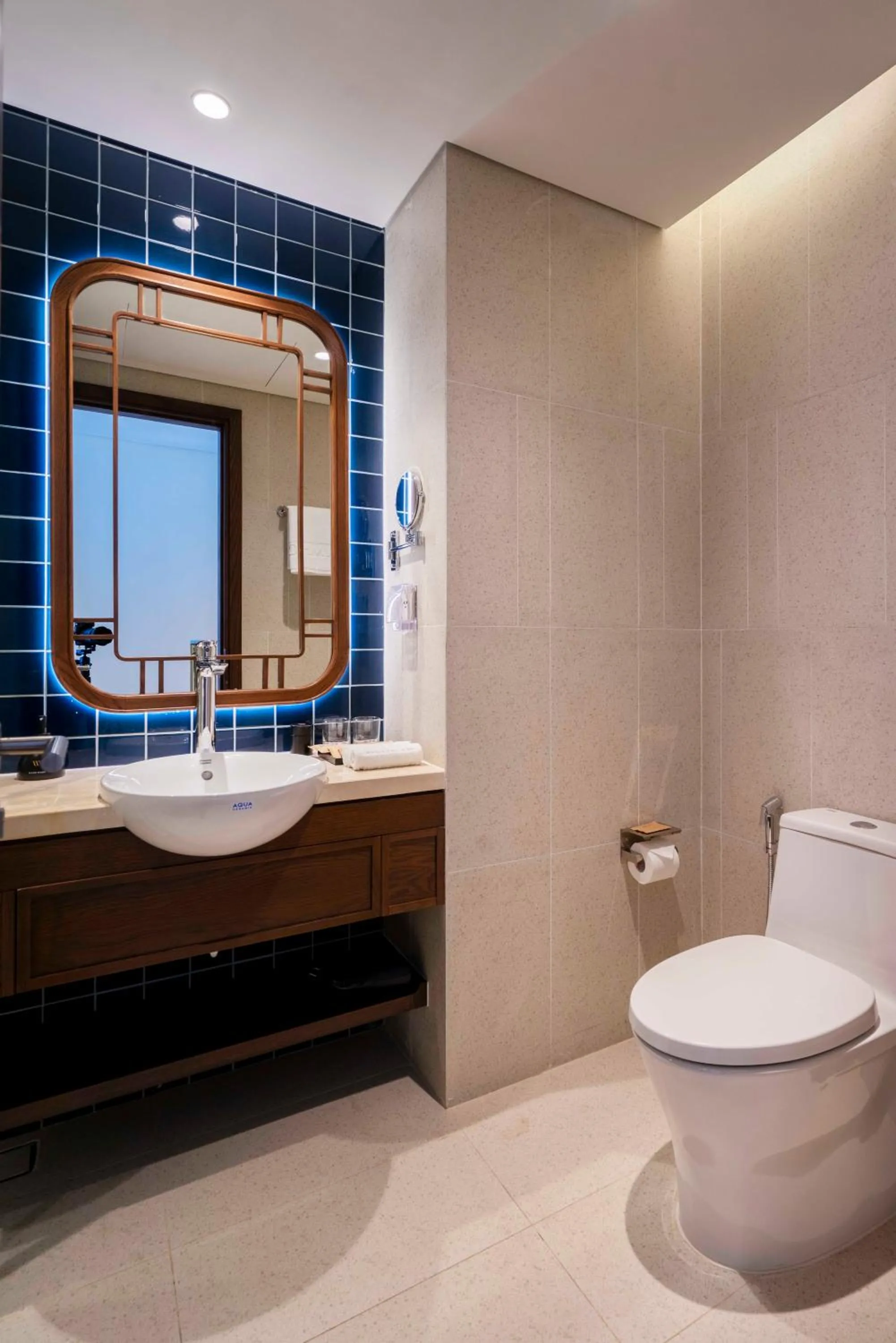 Toilet in Apec Nirvana Peace Mui Ne