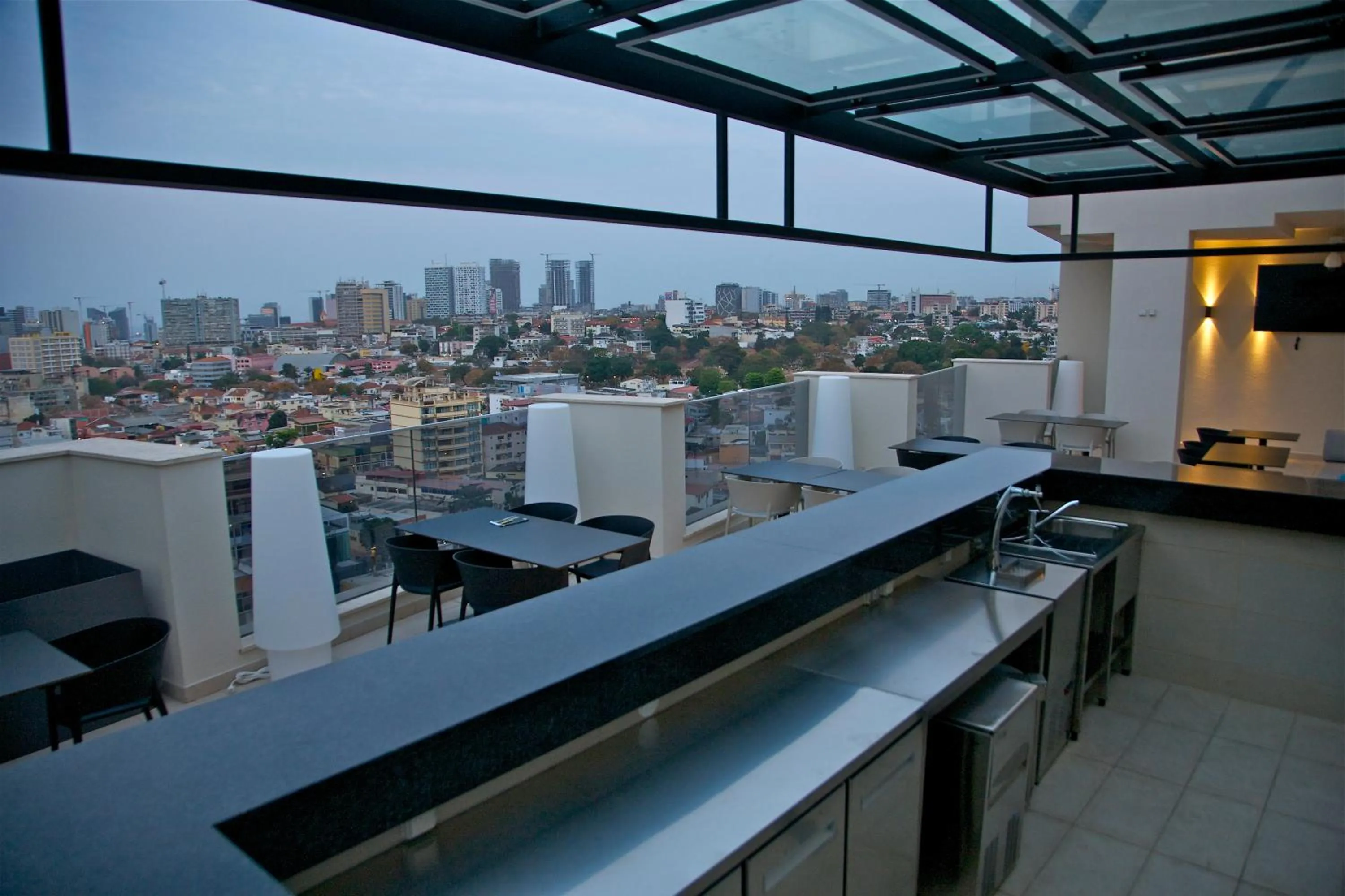 Lounge or bar in Hotel Continental Horizonte