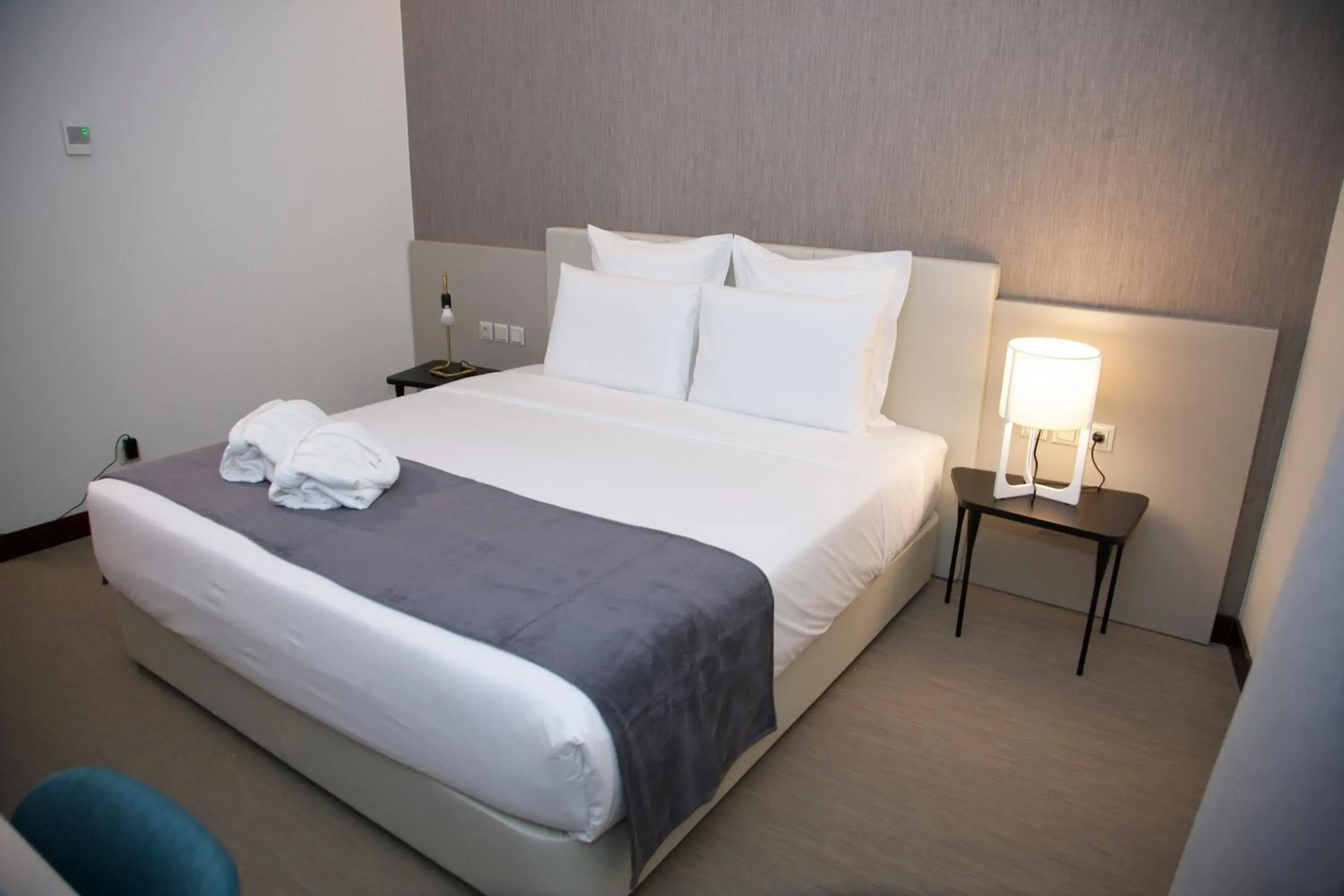 Bedroom, Bed in Hotel Continental Horizonte Bedroom, Bed in Hotel Continental Horizonte