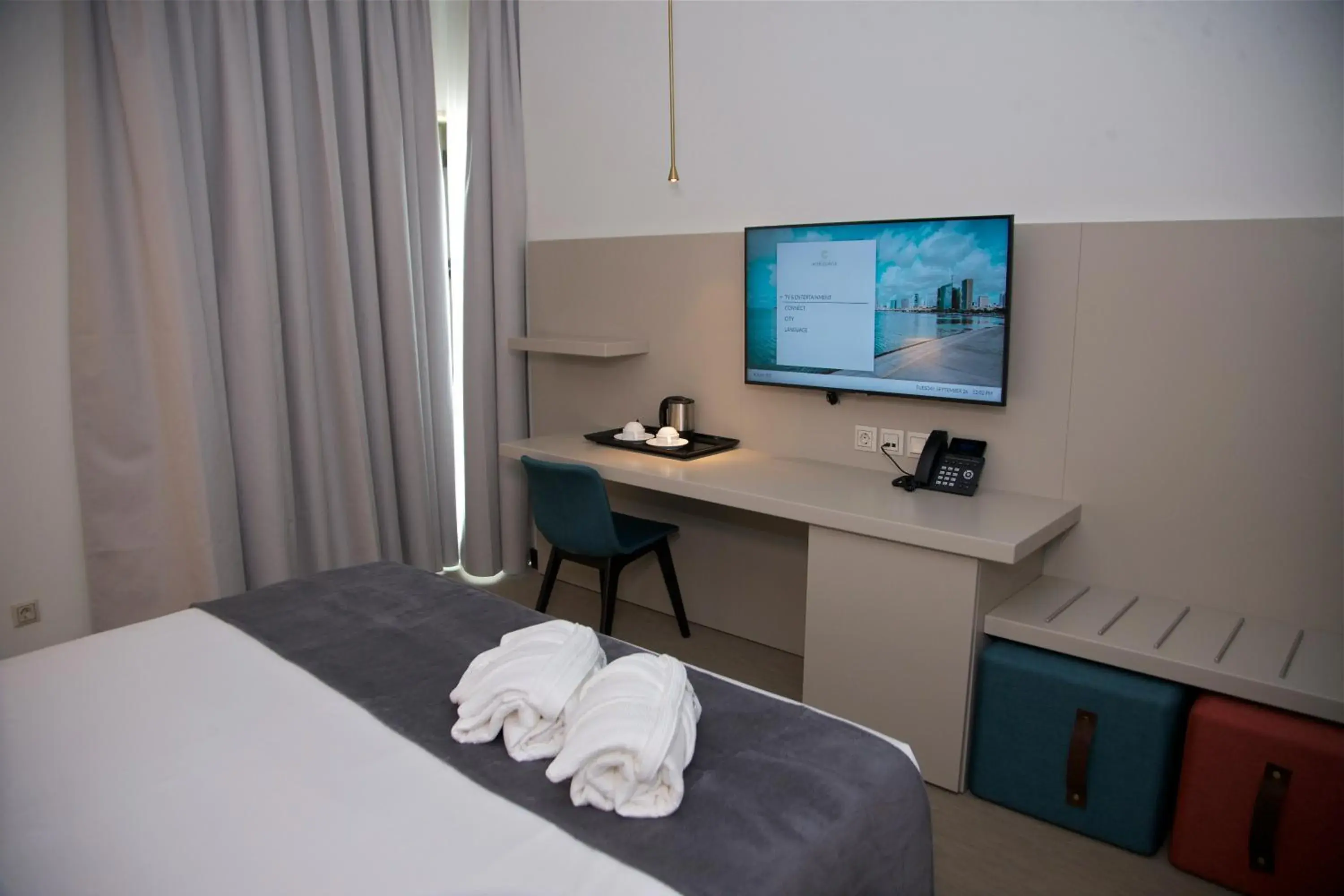 Bedroom, Bed in Hotel Continental Horizonte Bedroom, Bed in Hotel Continental Horizonte