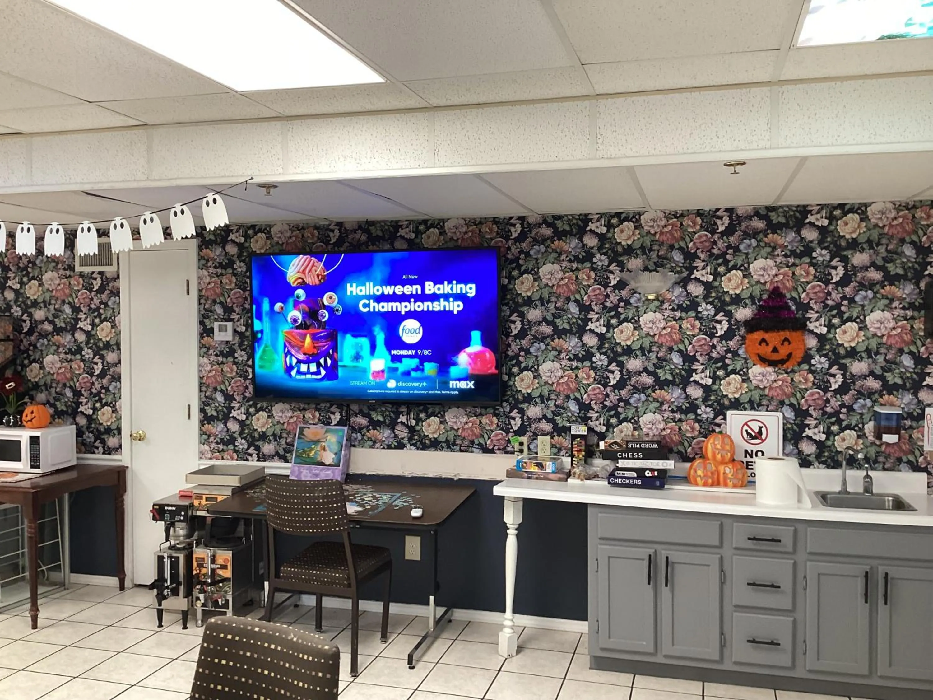 Breakfast in SUNSET INN