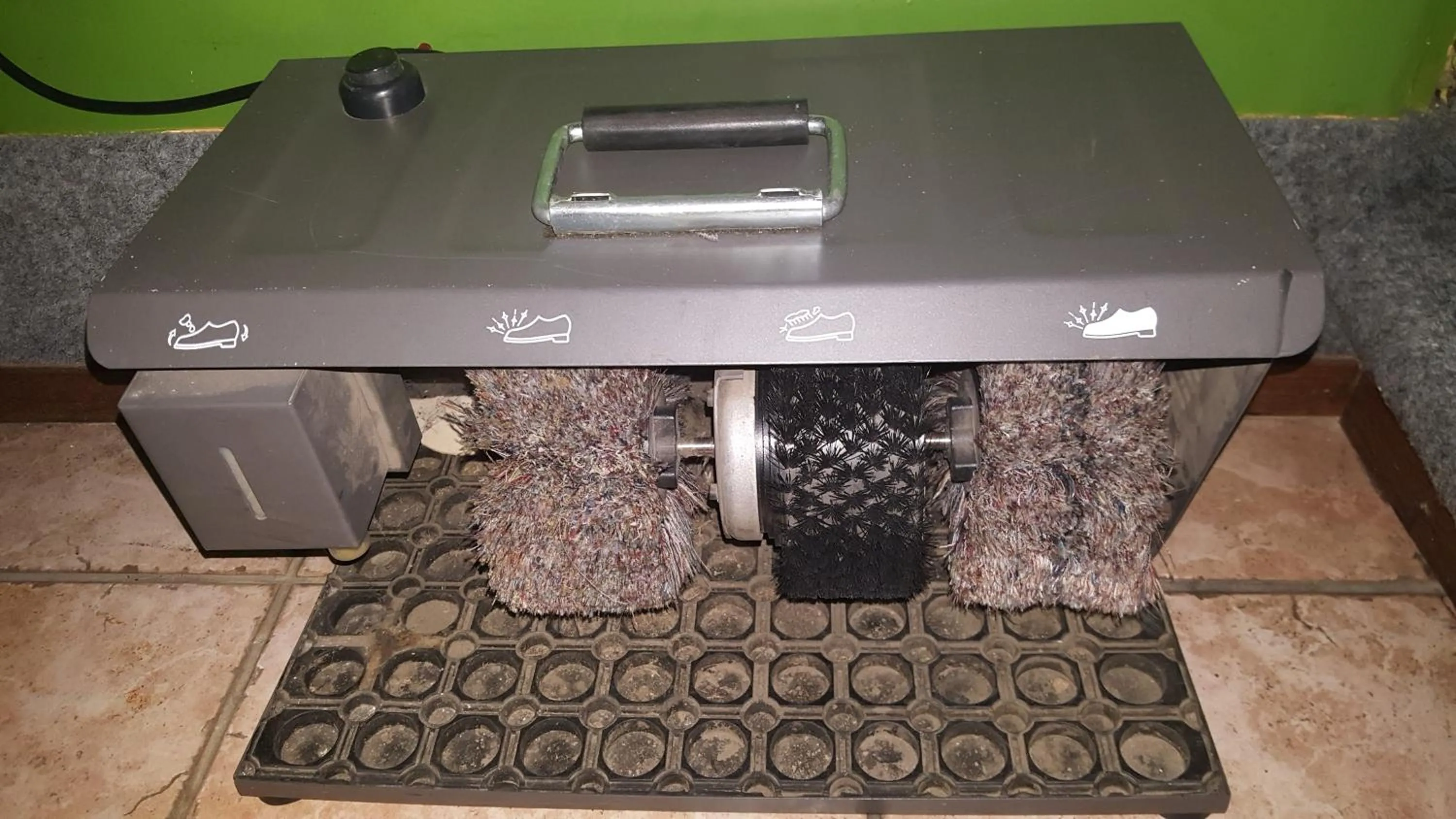 Property building in Hotel Dupuis