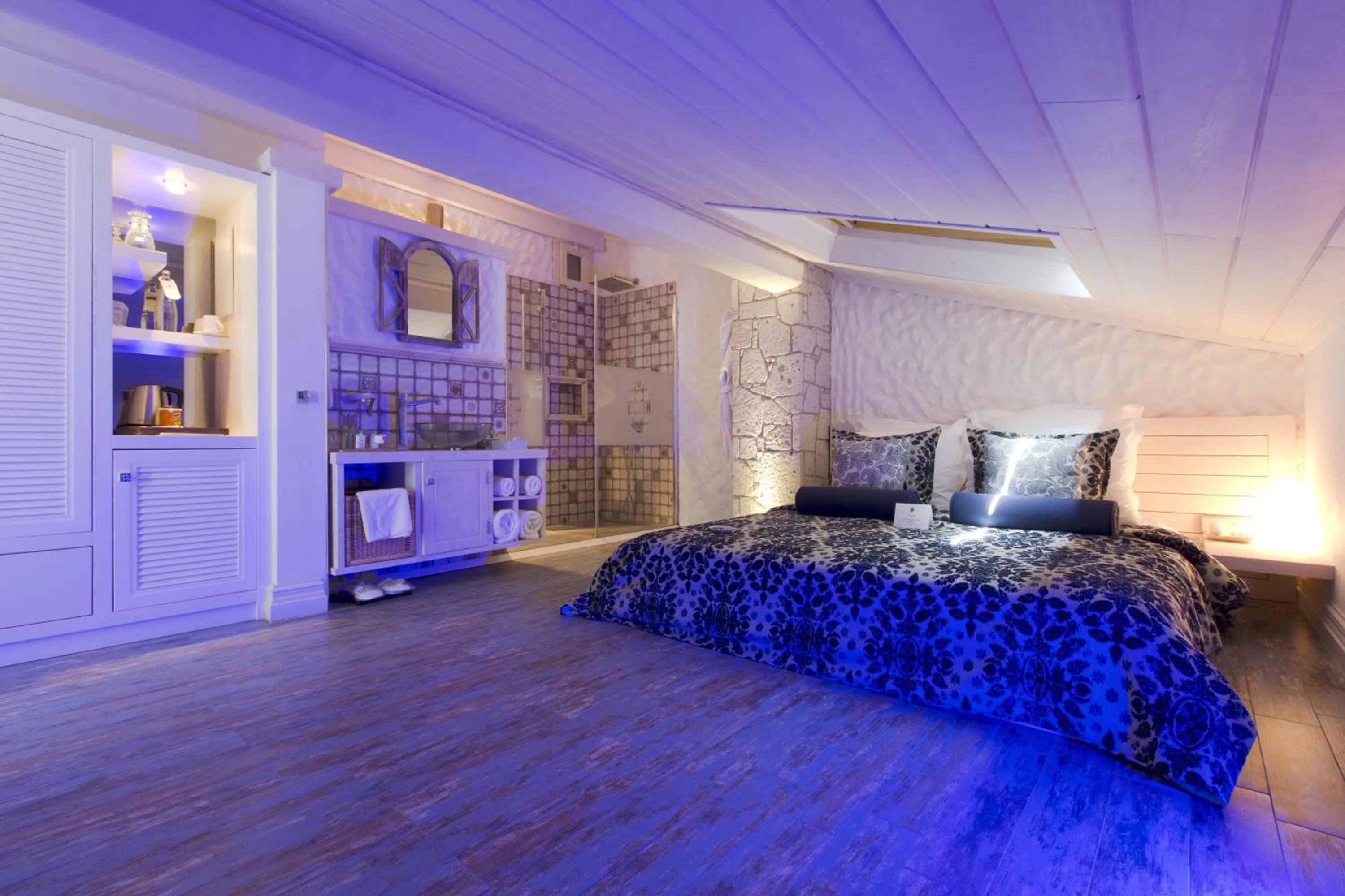 Photo of the whole room, Bed in Cella Hotel & SPA Ephesus