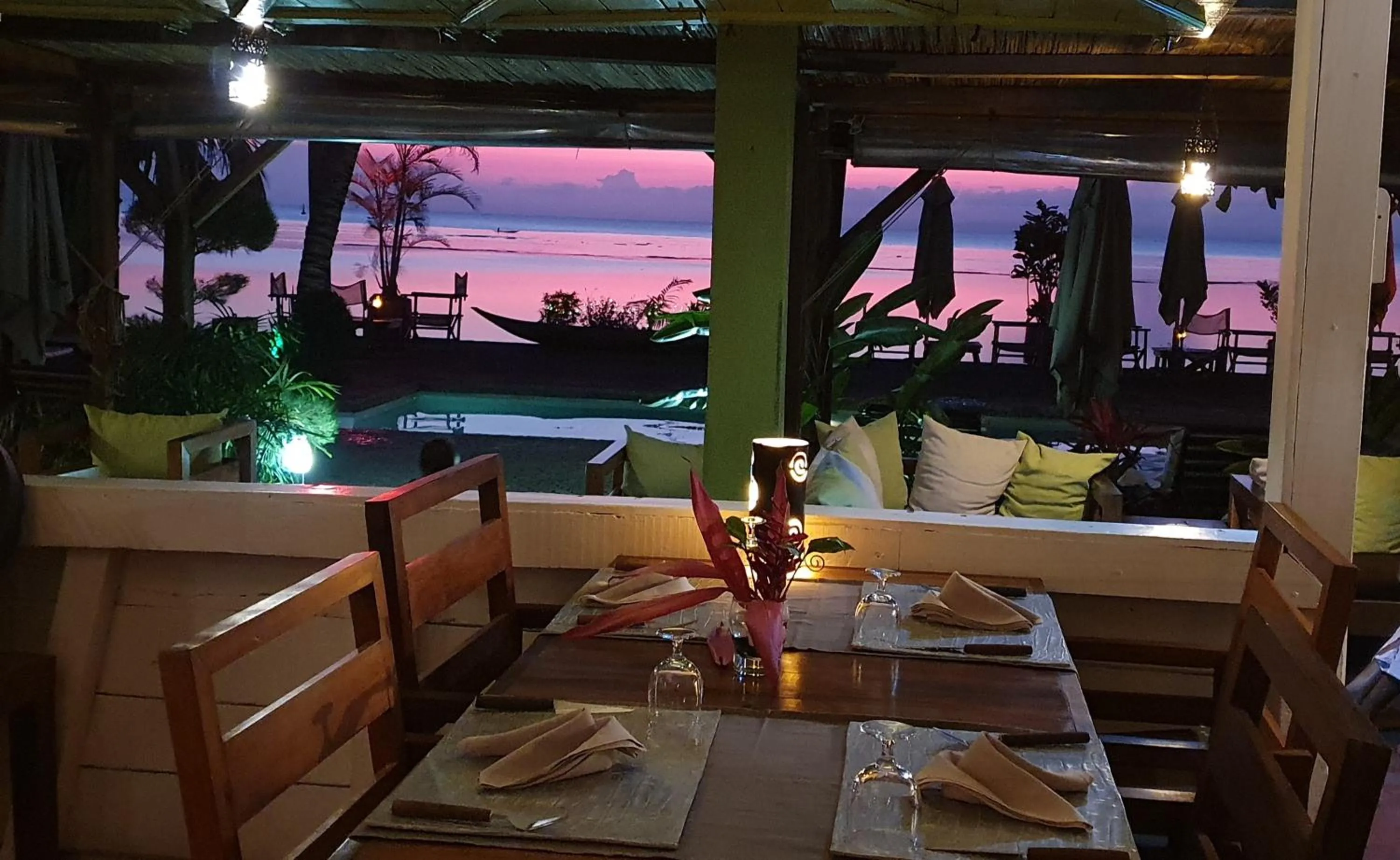 Restaurant/places to eat in Idylle Beach