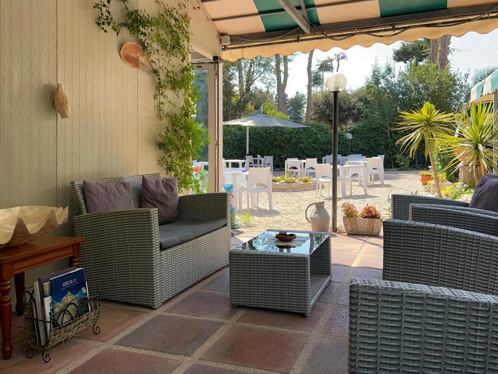 Garden in Hotel "Il Parco" B&B Sirolo