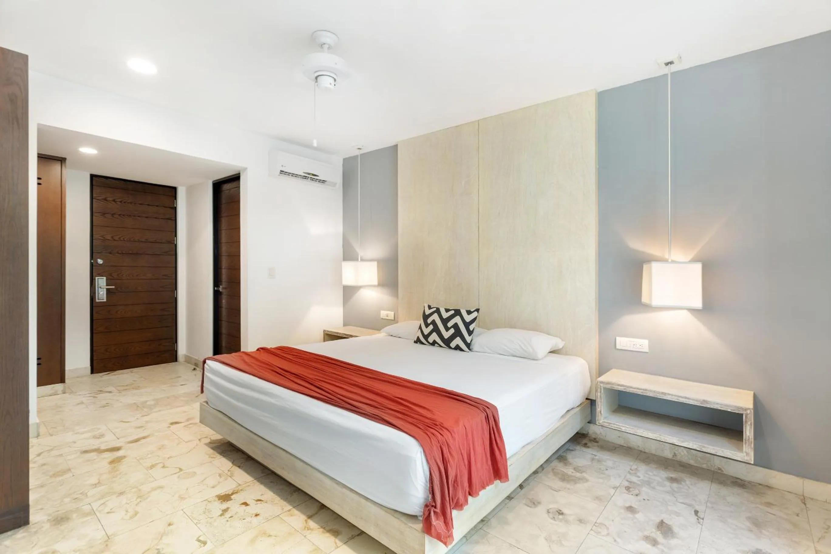 Bed in Anah Luxury Condos