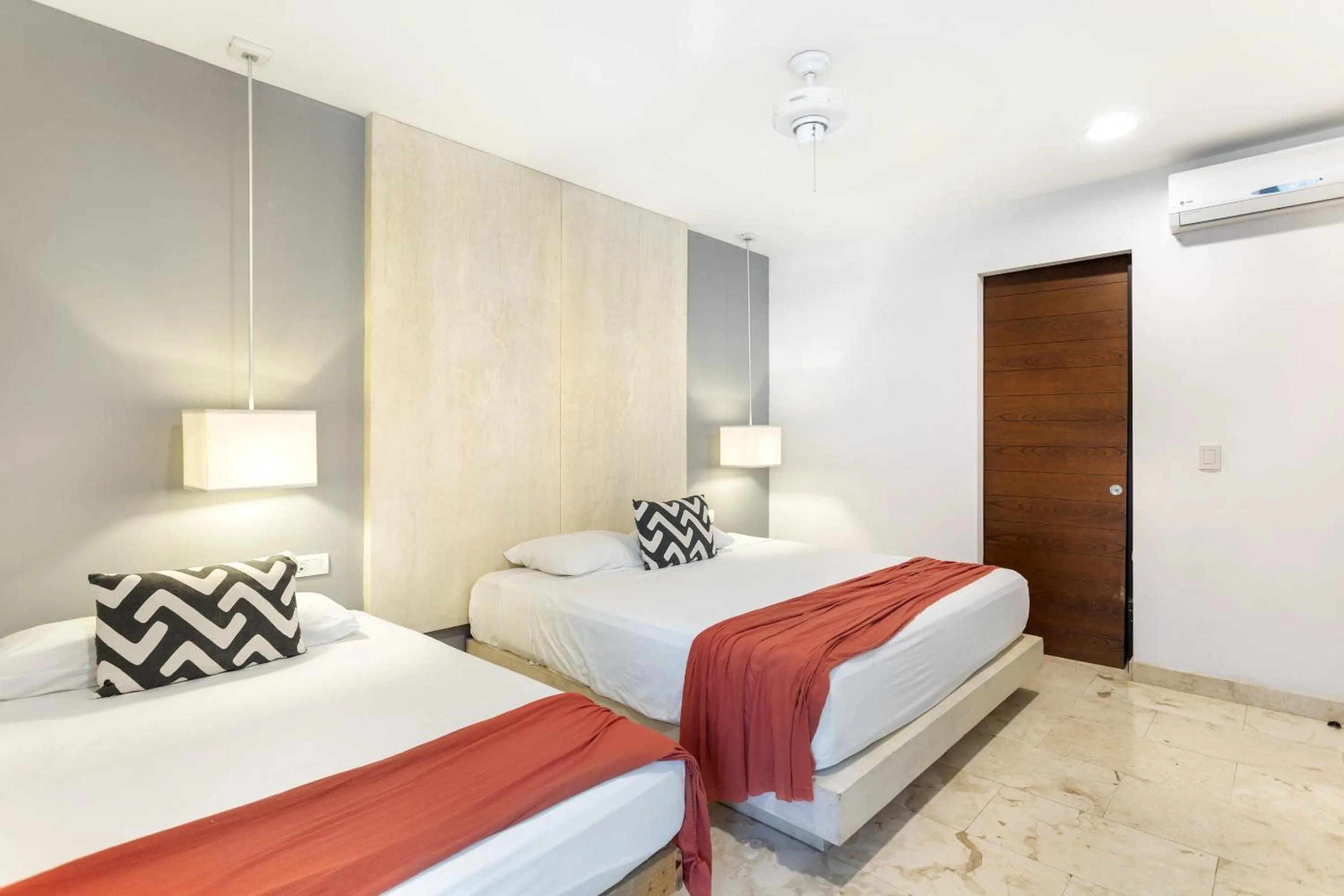 Bed in Anah Luxury Condos