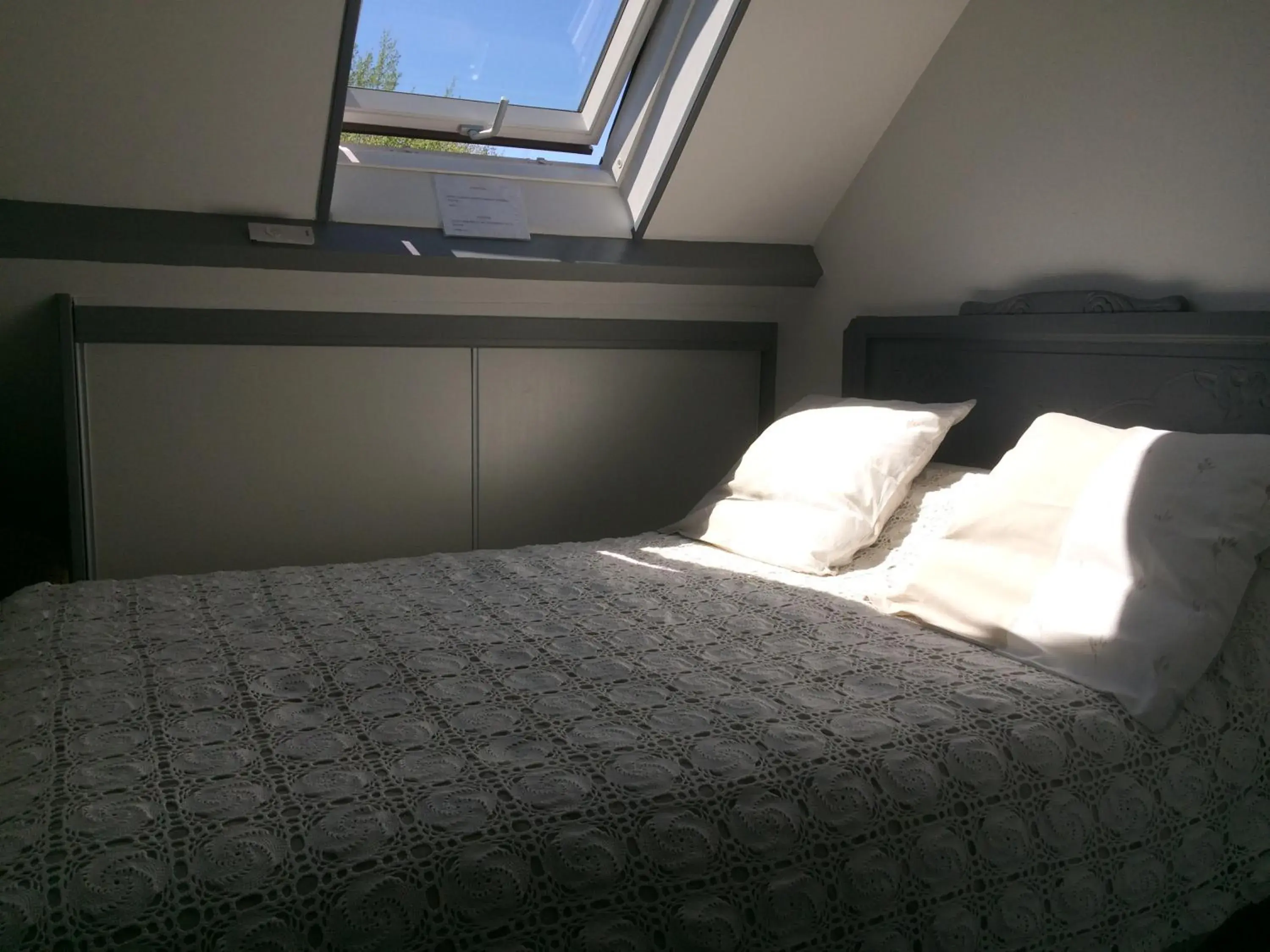 Family Room in La Mansarde Family Room in La Mansarde