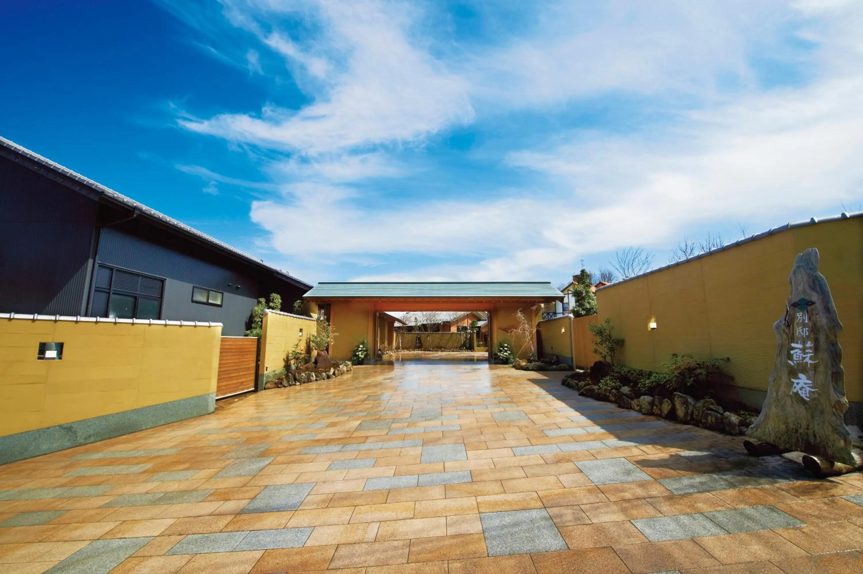 Facade/entrance in Bettei Soan