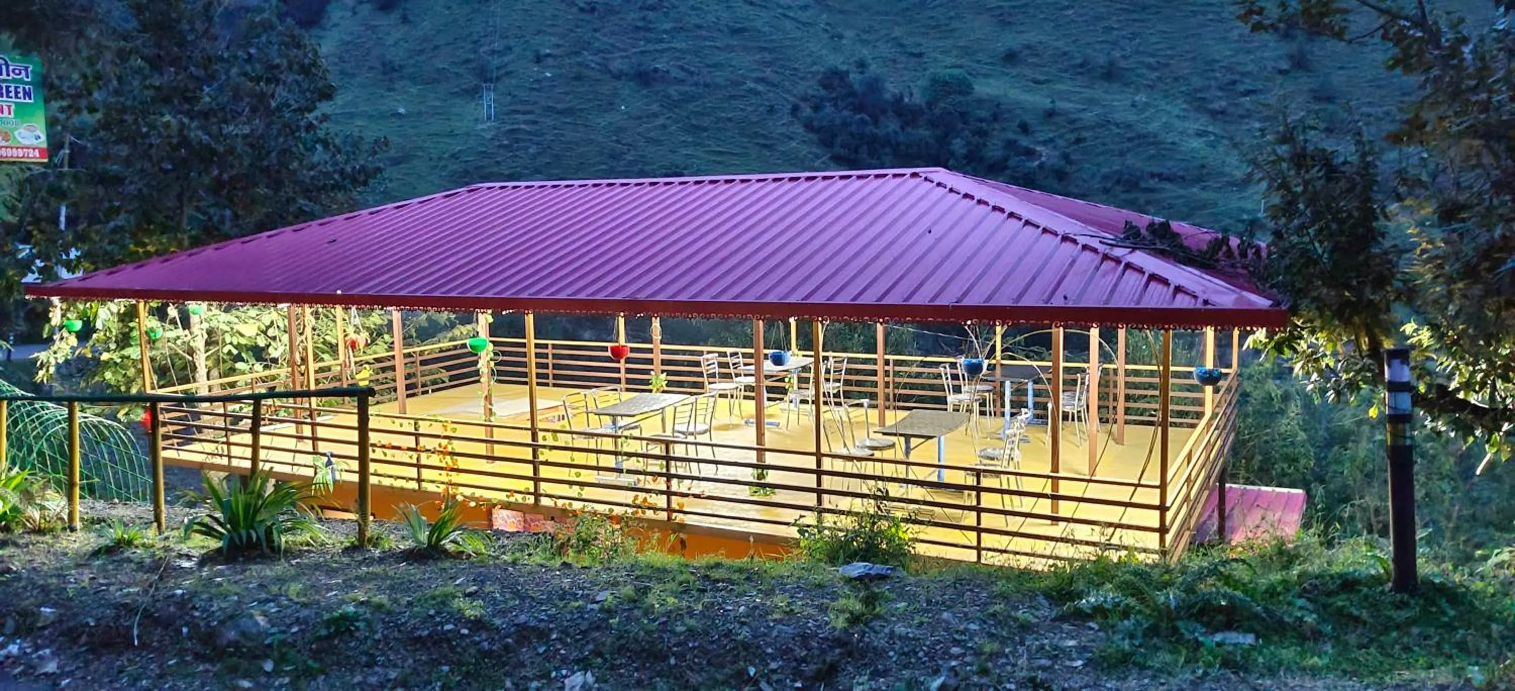 Restaurant/places to eat in hotel chakrata green and camping
