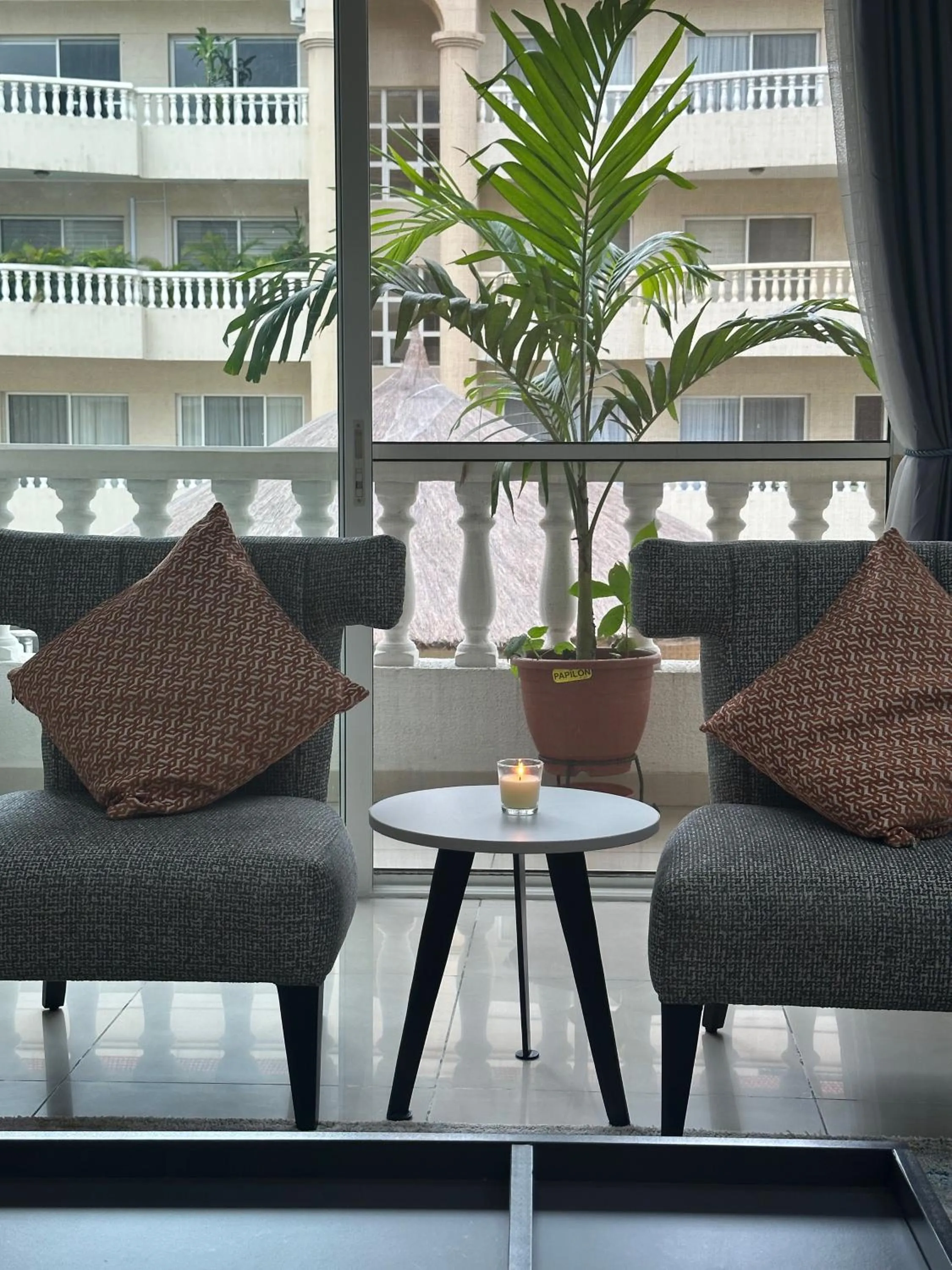 Communal lounge/ TV room in Guided Hospitality - Luxury Accommodations