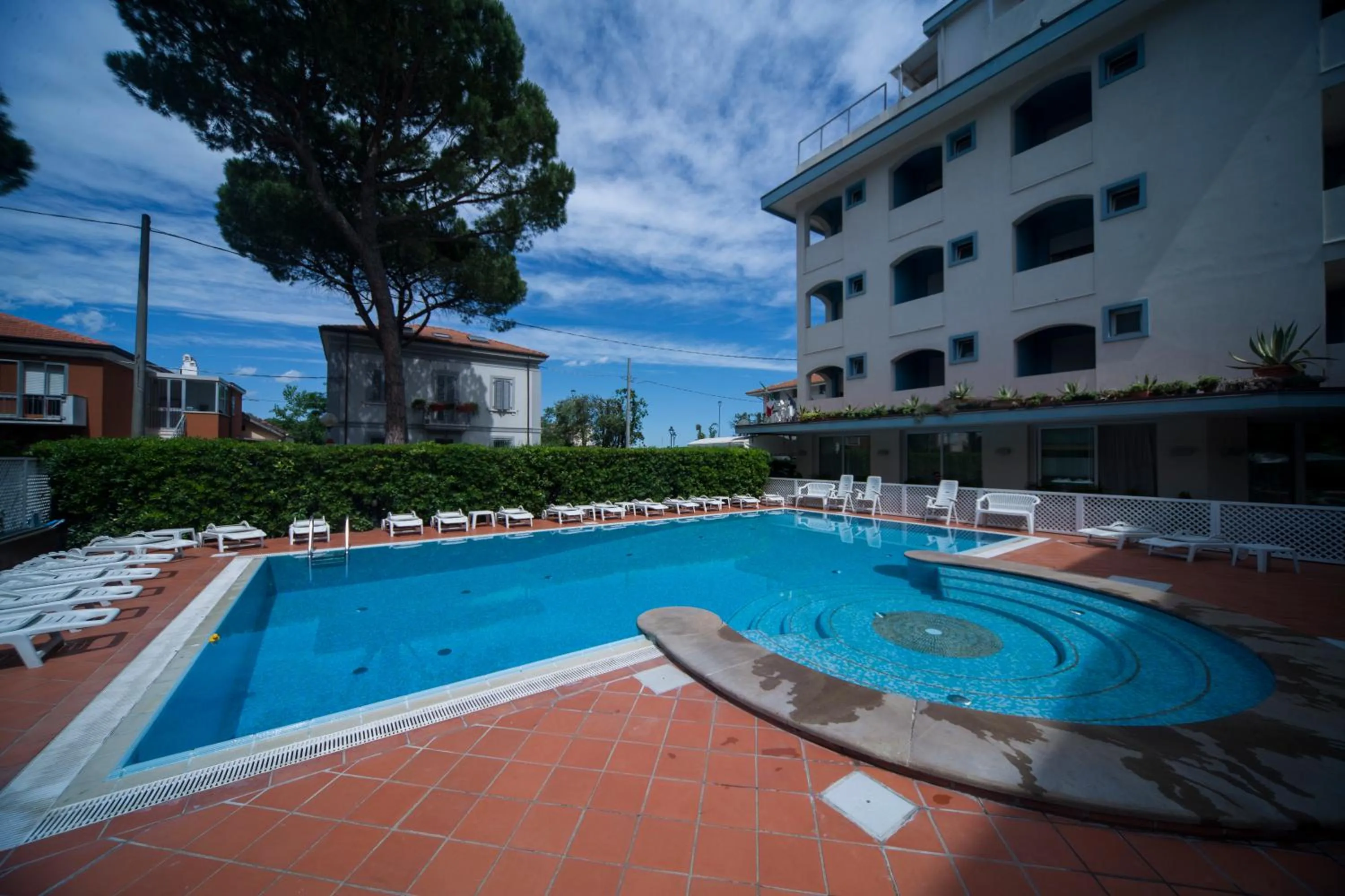 Swimming pool in Hotel Ricchi