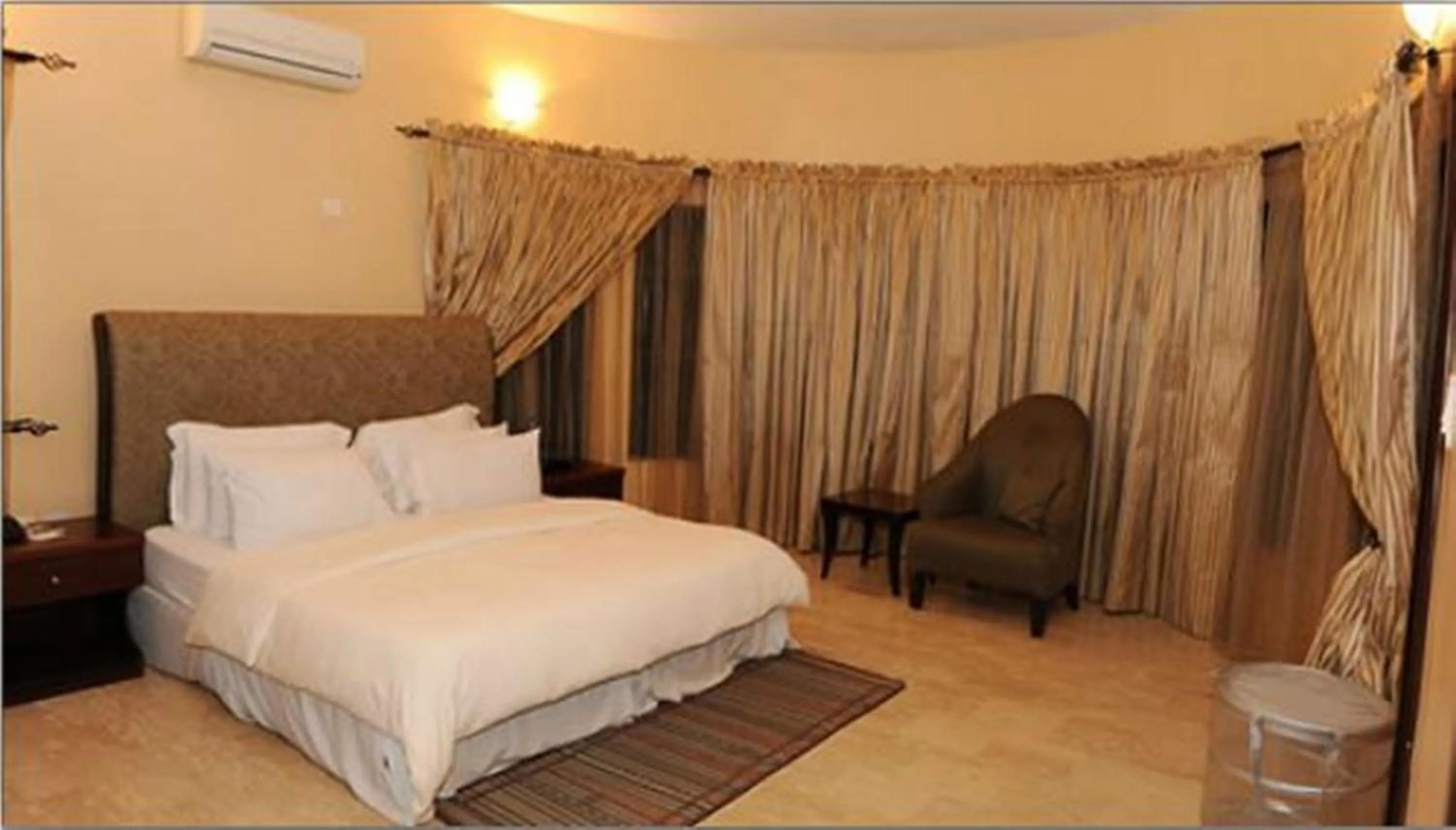 Photo of the whole room, Bed in The Guest House