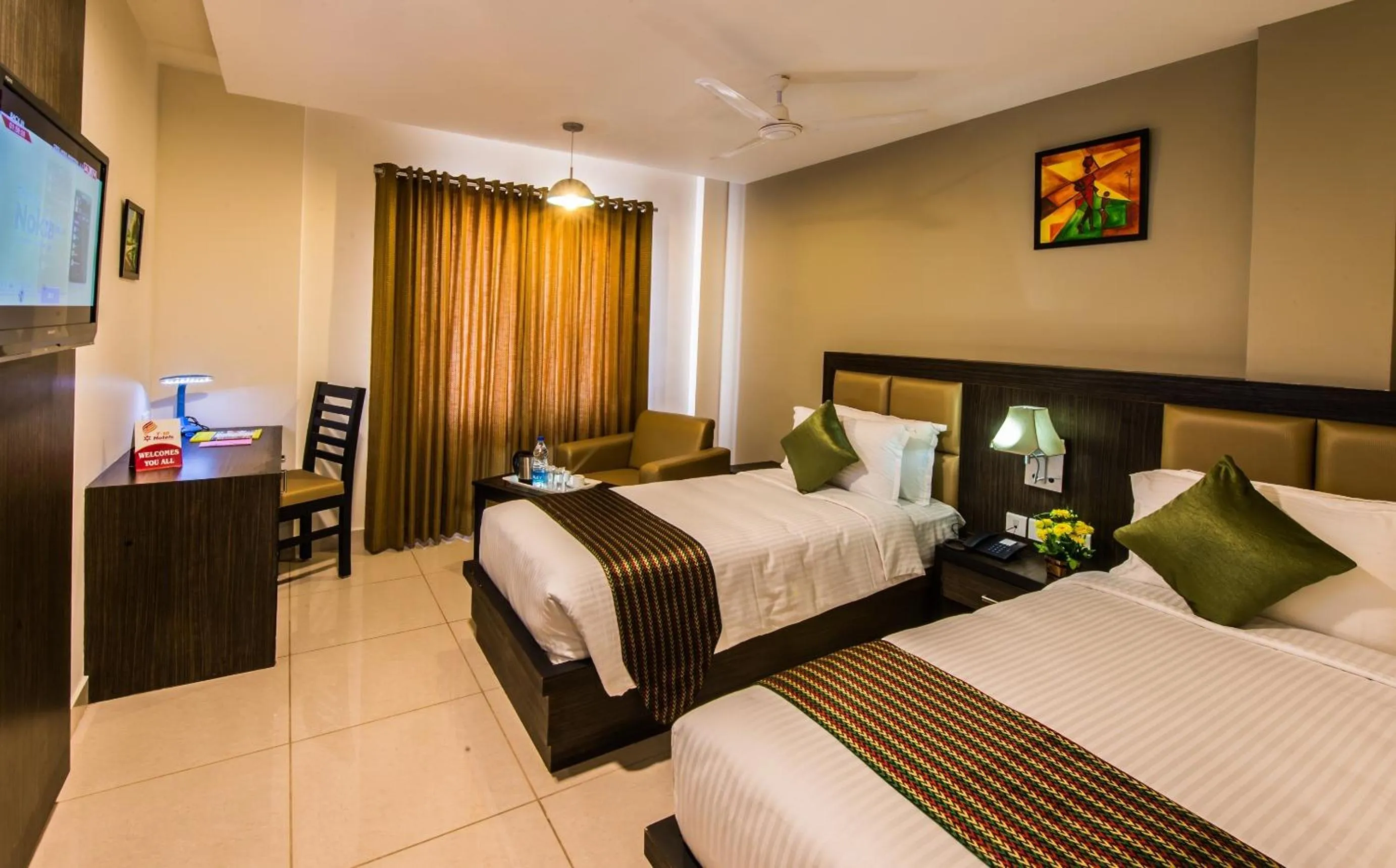 Bedroom, Bed in Plaza Hotel Trichy