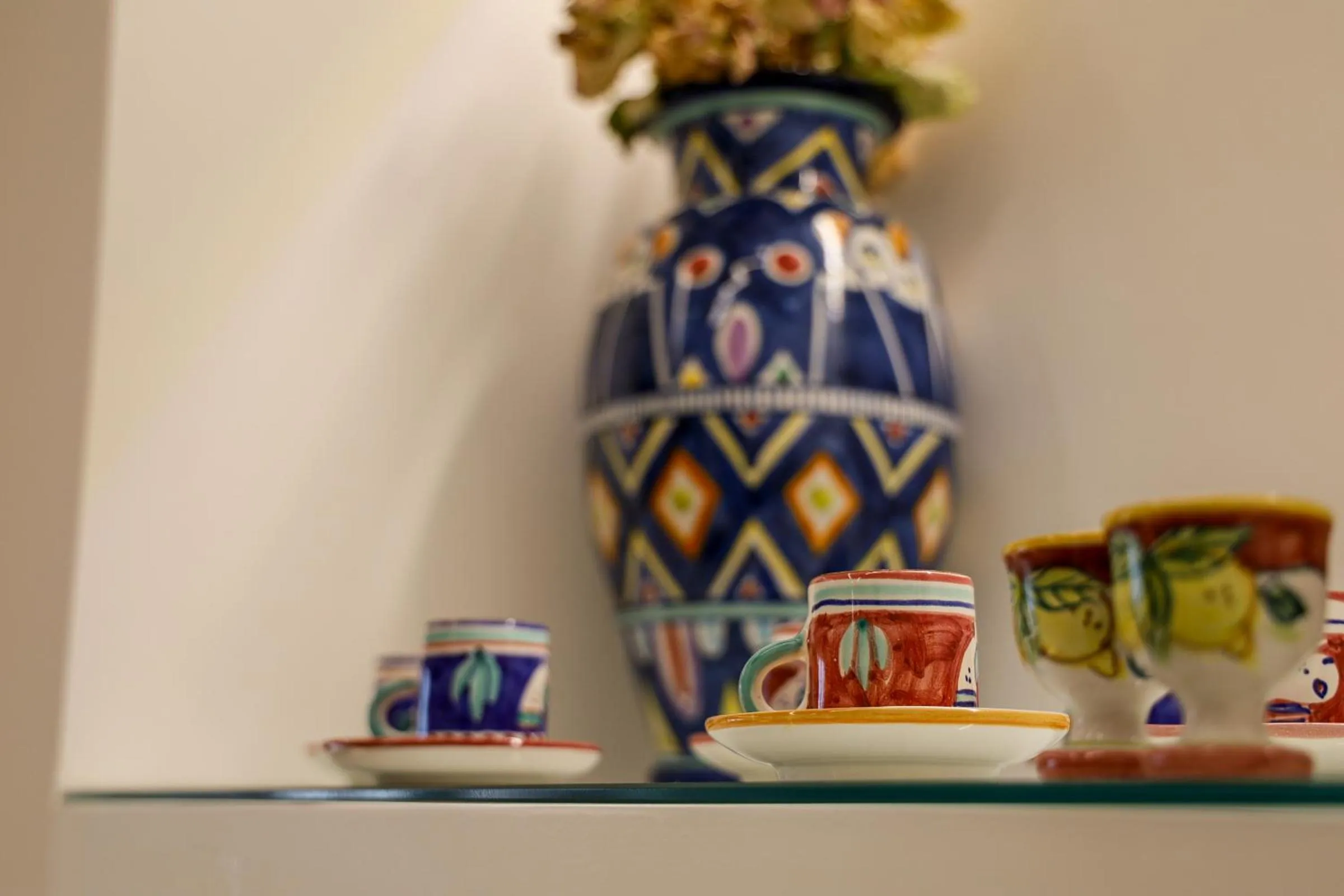 Restaurant/places to eat in Mamaral