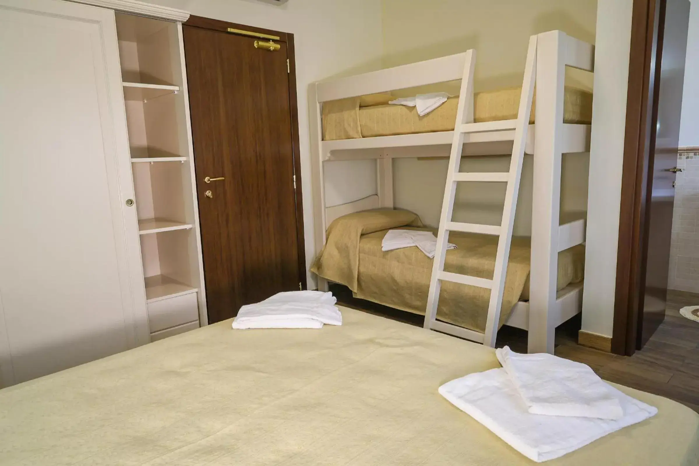 Quadruple Room - single occupancy in Mamaral Quadruple Room - single occupancy in Mamaral