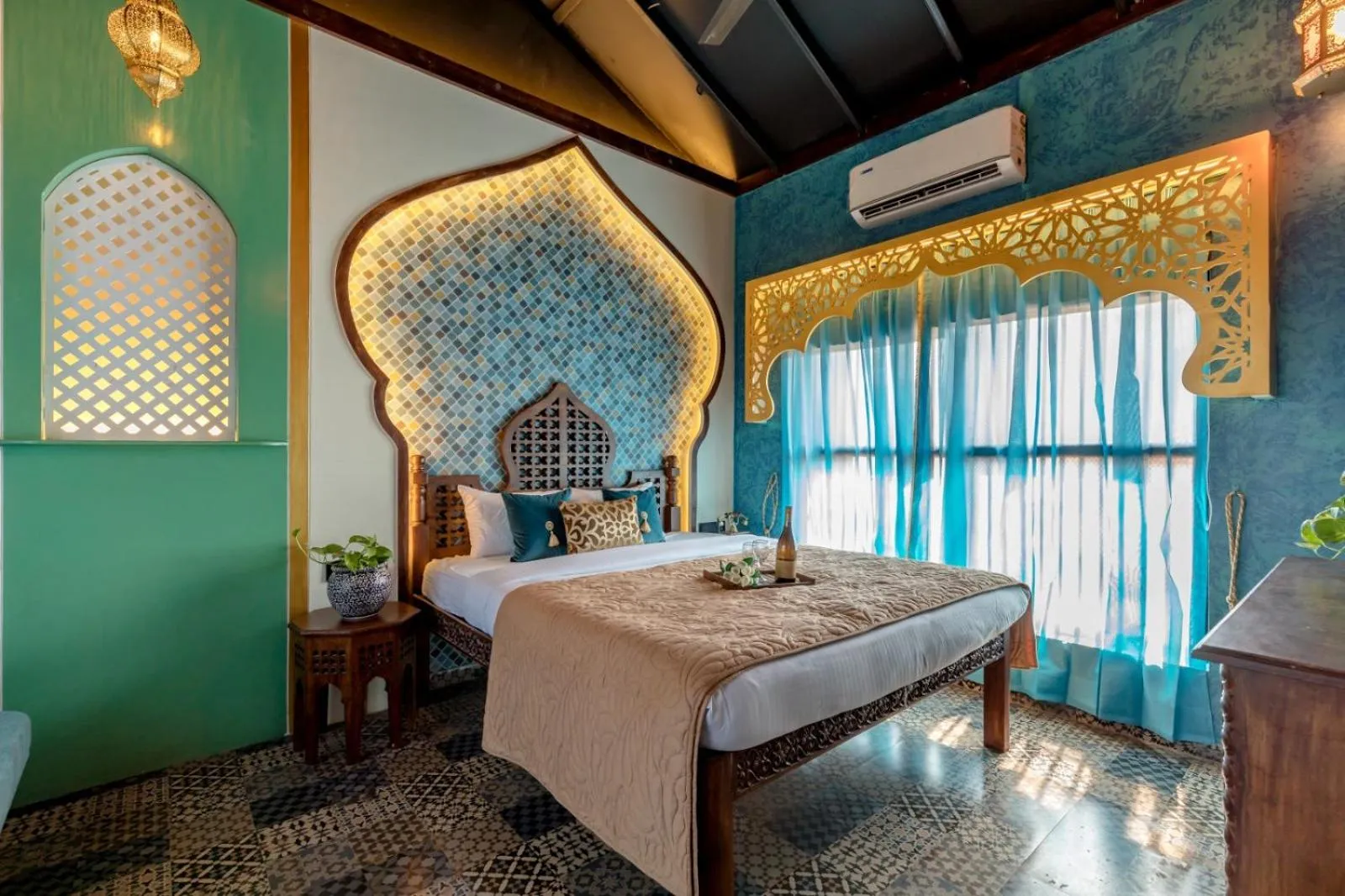 Bed in Dio Regaalo Theme Resort, Ratnagiri