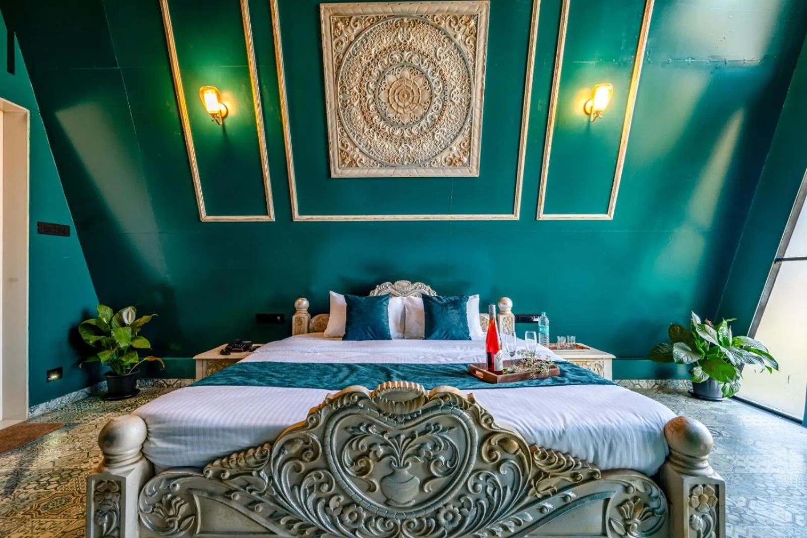 Bed in Dio Regaalo Theme Resort, Ratnagiri
