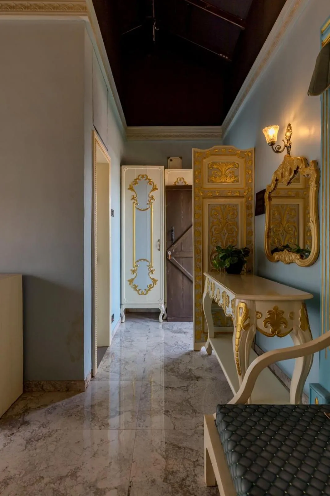 Bed in Dio Regaalo Theme Resort, Ratnagiri