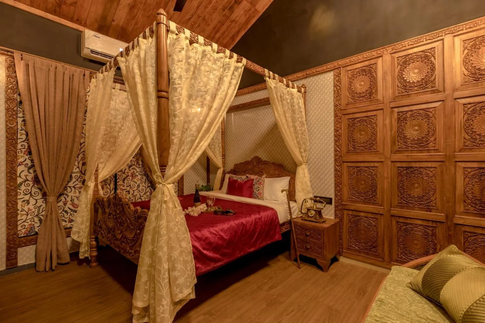 Bed in Dio Regaalo Theme Resort, Ratnagiri