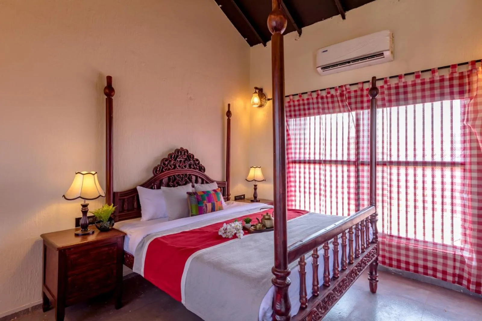 Bed in Dio Regaalo Theme Resort, Ratnagiri