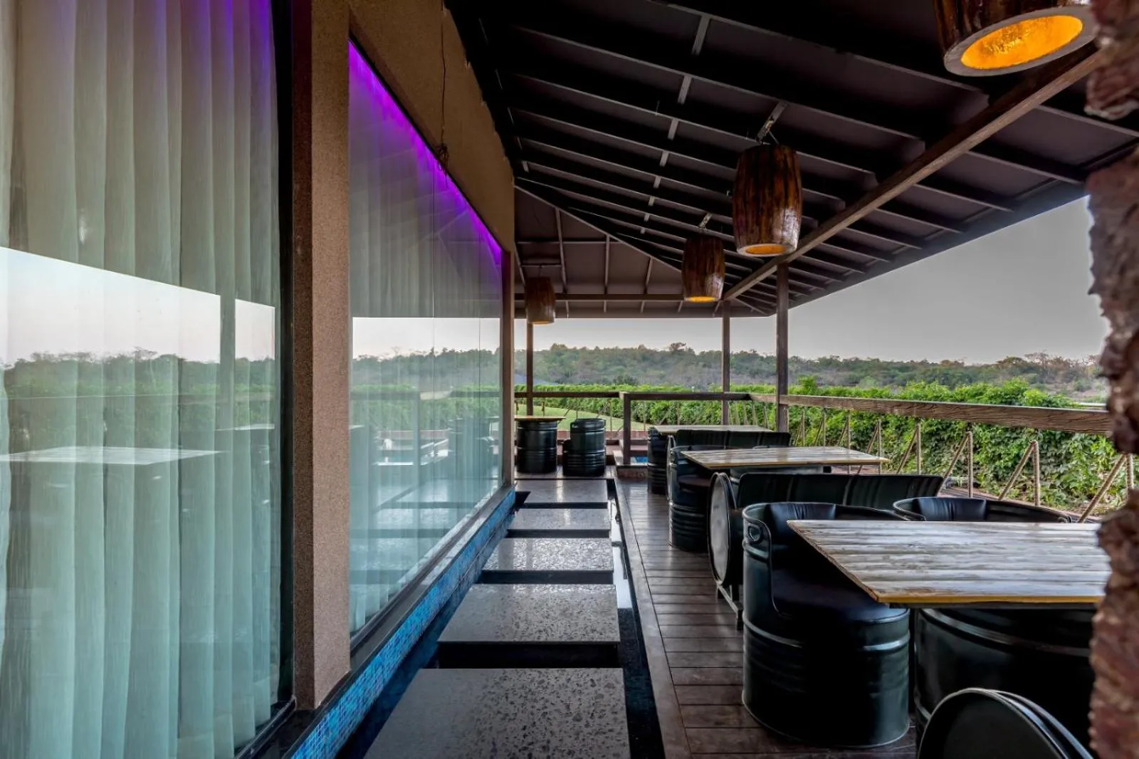 Restaurant/places to eat in Dio Regaalo Theme Resort, Ratnagiri