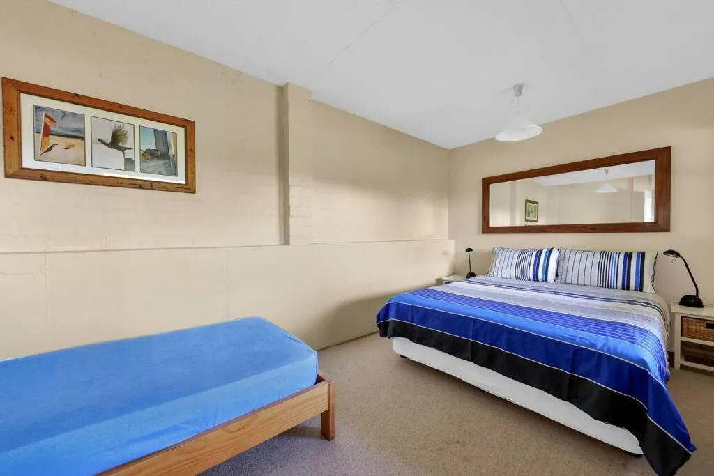 Bedroom, Bed in Blue on Collins