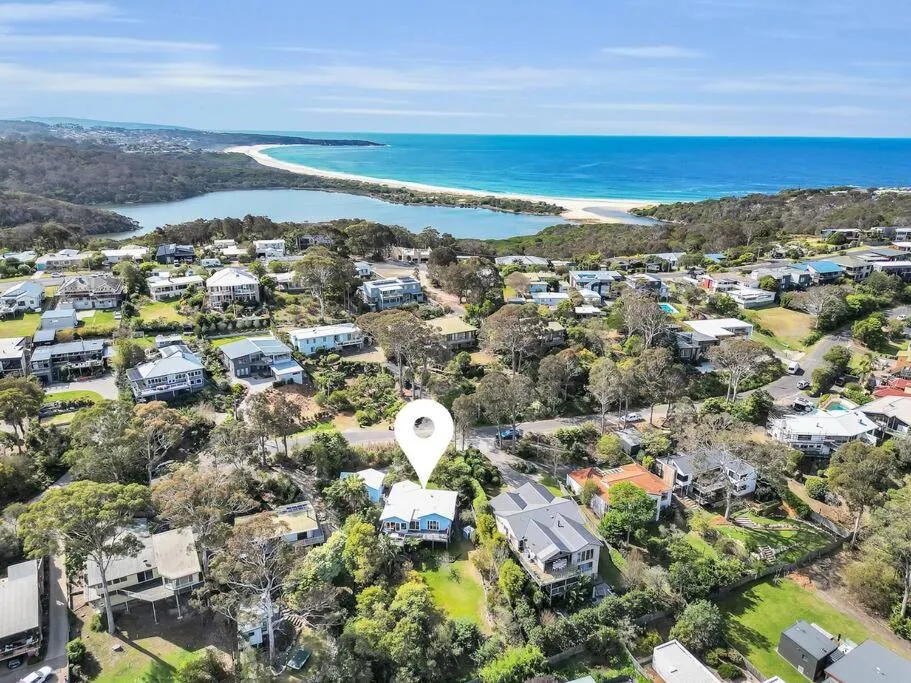 Bird's eye view in Blue on Collins
