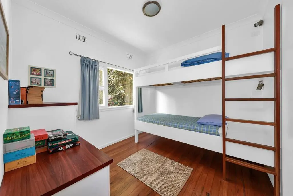 Bedroom, Bed in Blue on Collins