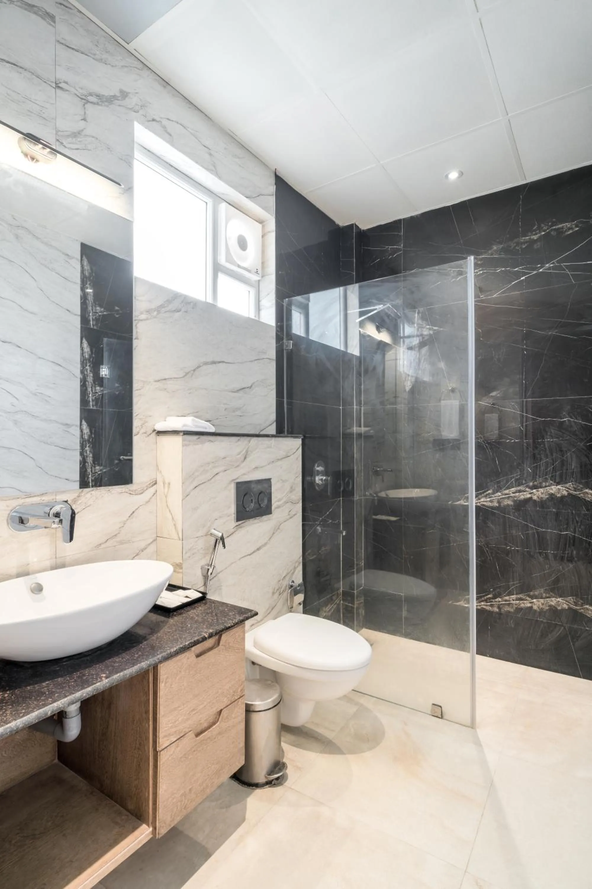 Shower in Rudra Imperial Resort