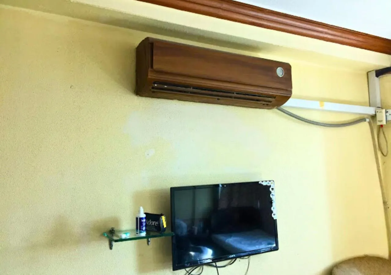 TV and multimedia in New Islamabad Hotel