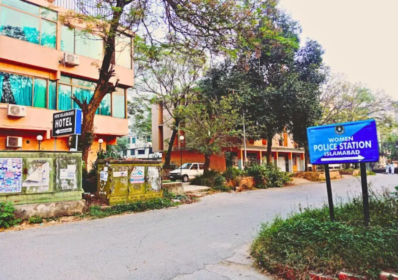 Property building in New Islamabad Hotel Property building in New Islamabad Hotel