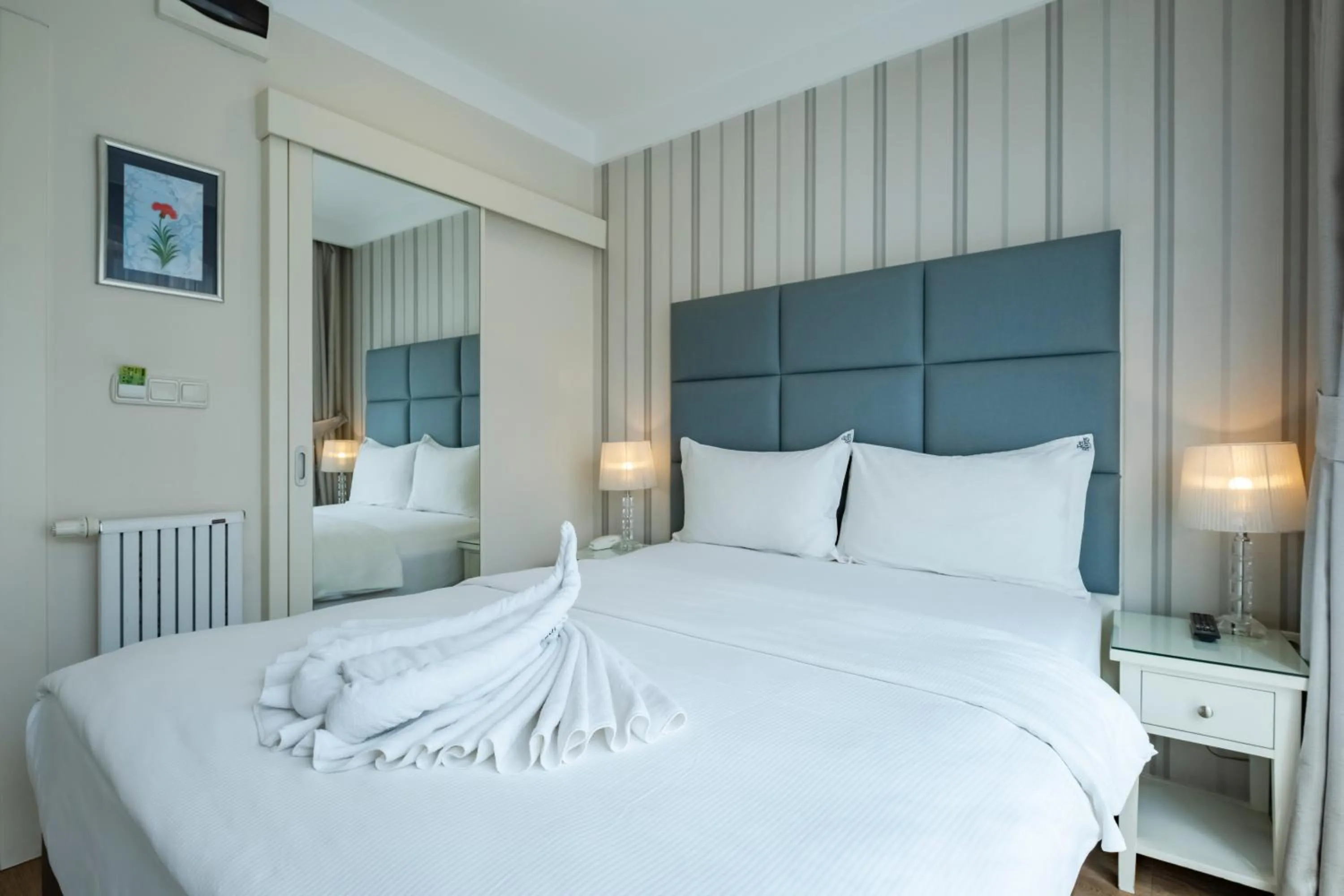 Bed in Ten Rooms Istanbul Hotel