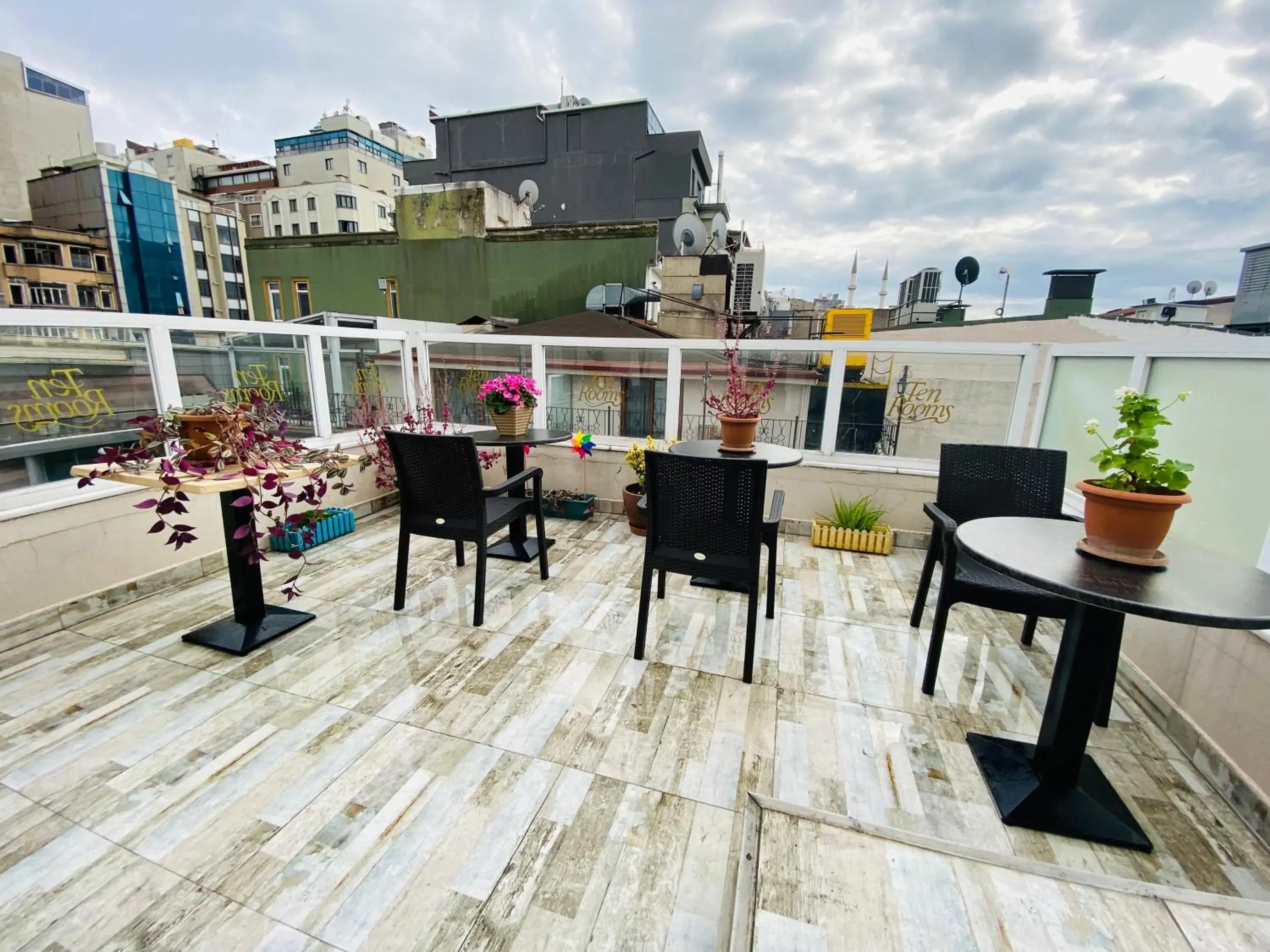 Ten Rooms Istanbul Hotel Ten Rooms Istanbul Hotel