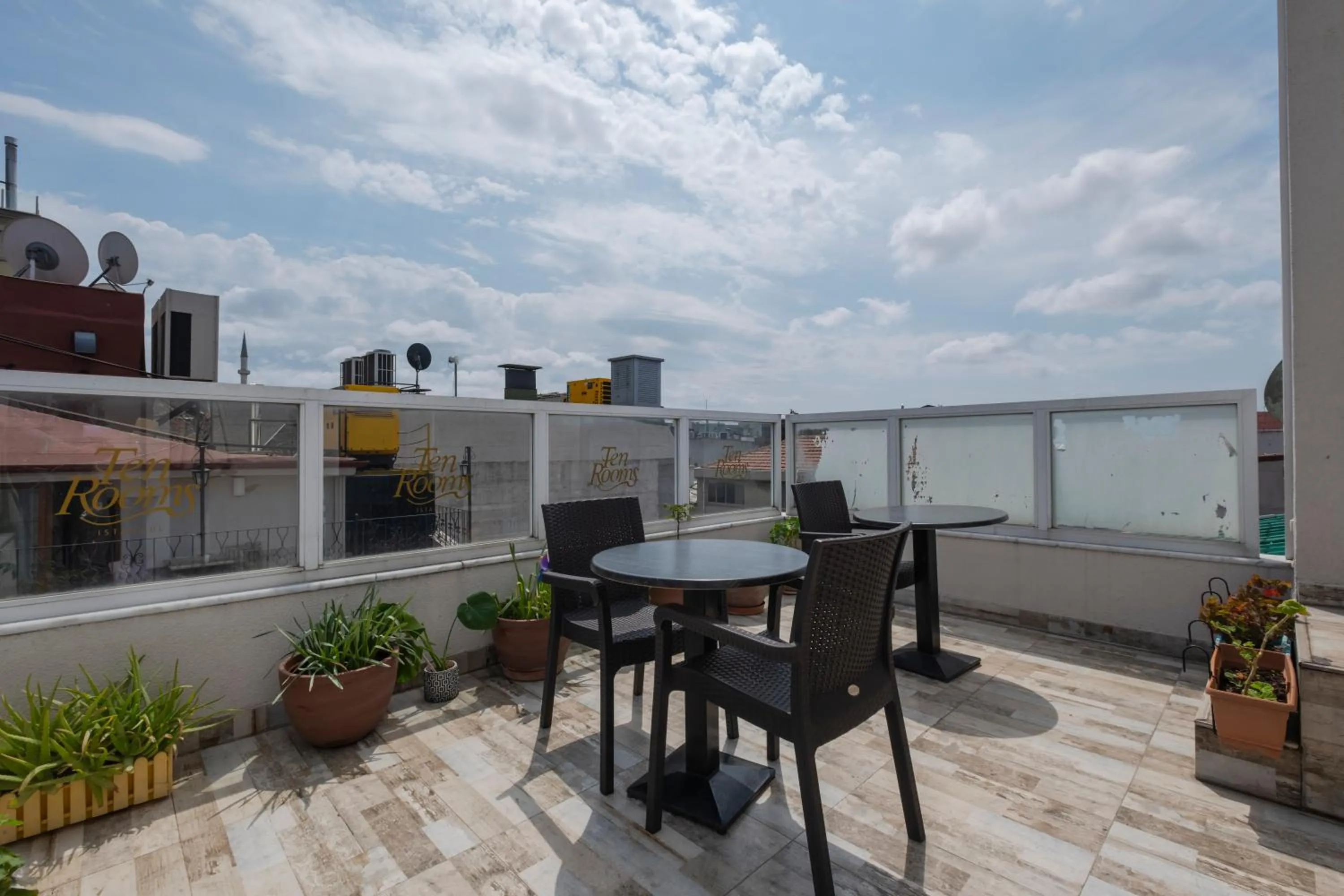Balcony/Terrace in Ten Rooms Istanbul Hotel