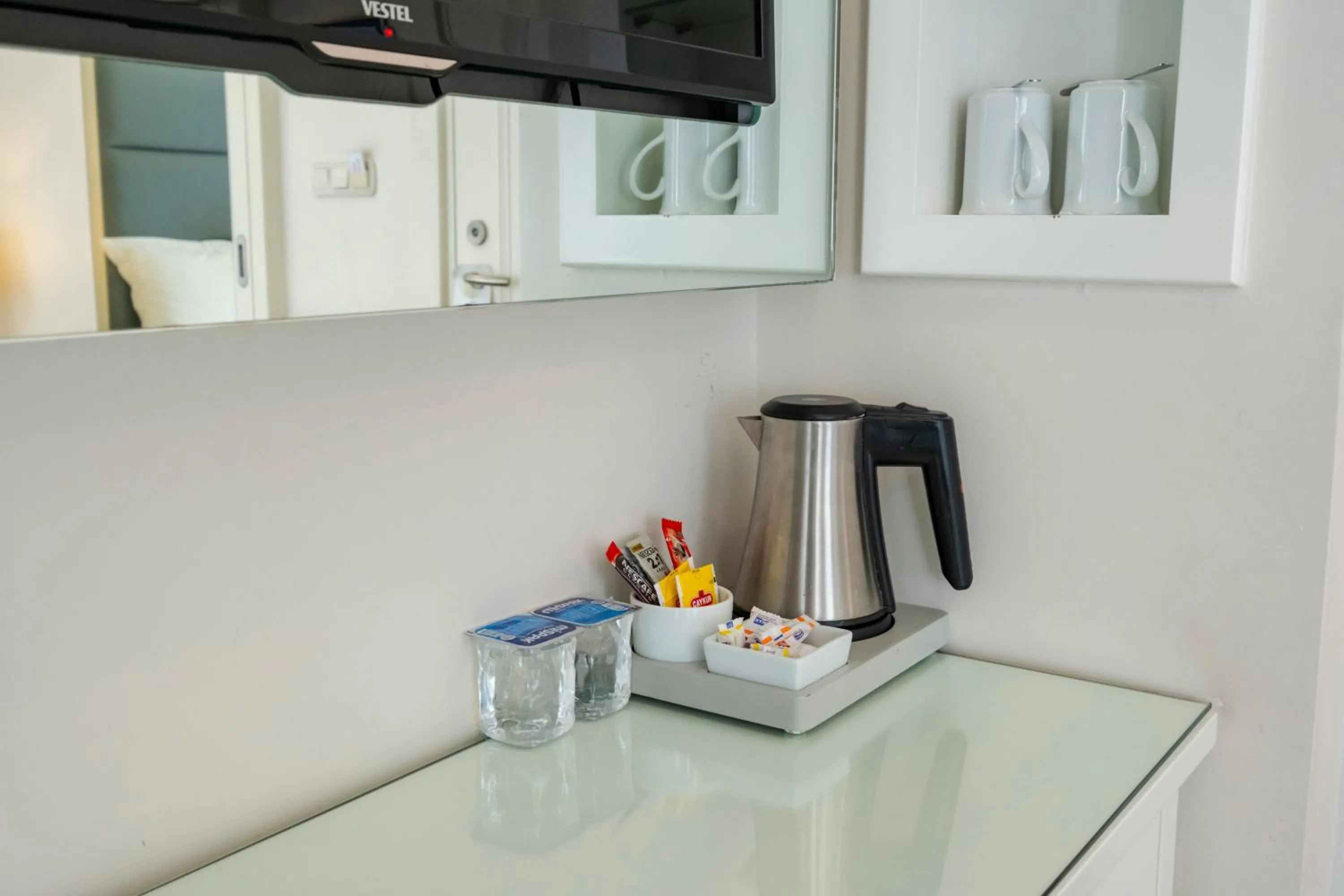 Coffee/tea facilities in Ten Rooms Istanbul Hotel