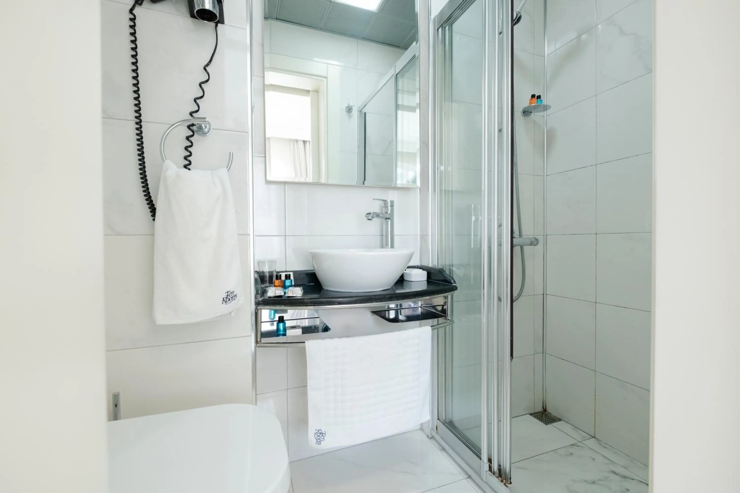 Bathroom in Ten Rooms Istanbul Hotel