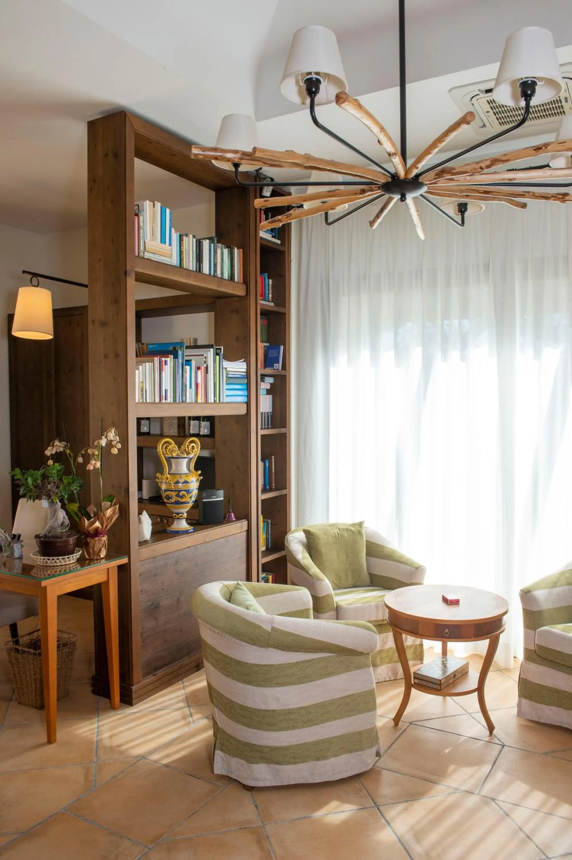 Communal lounge/ TV room in Feudo Del Biviere