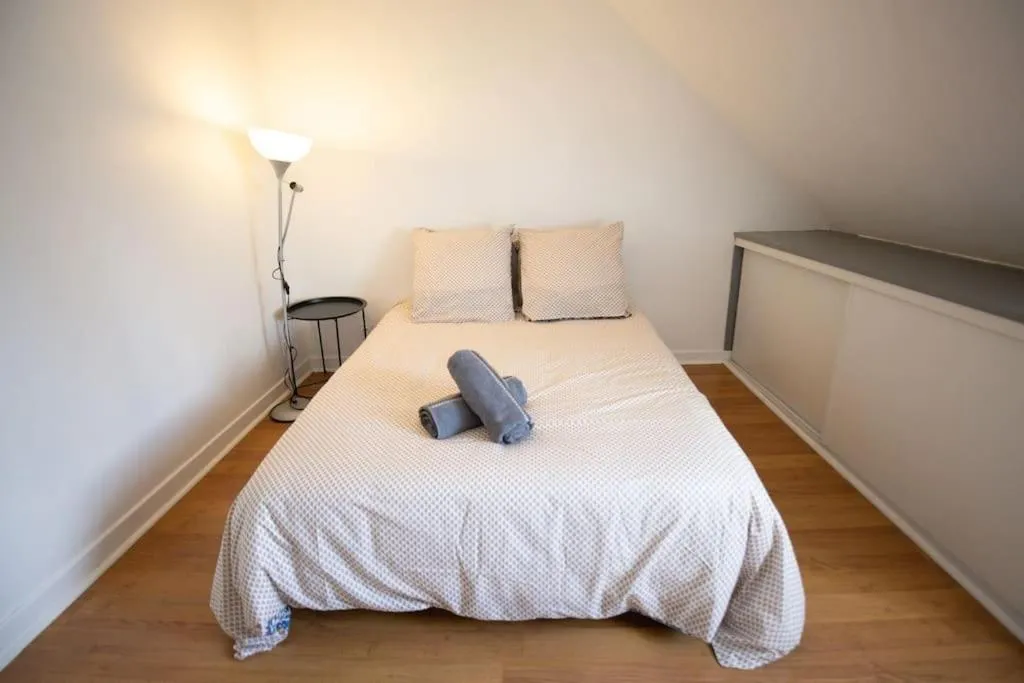 Bed in Le Bel-Air AVALLON