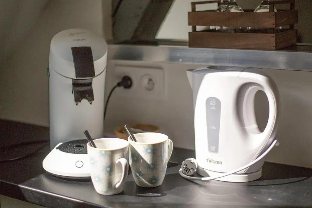 Coffee/tea facilities in Le Bel-Air AVALLON