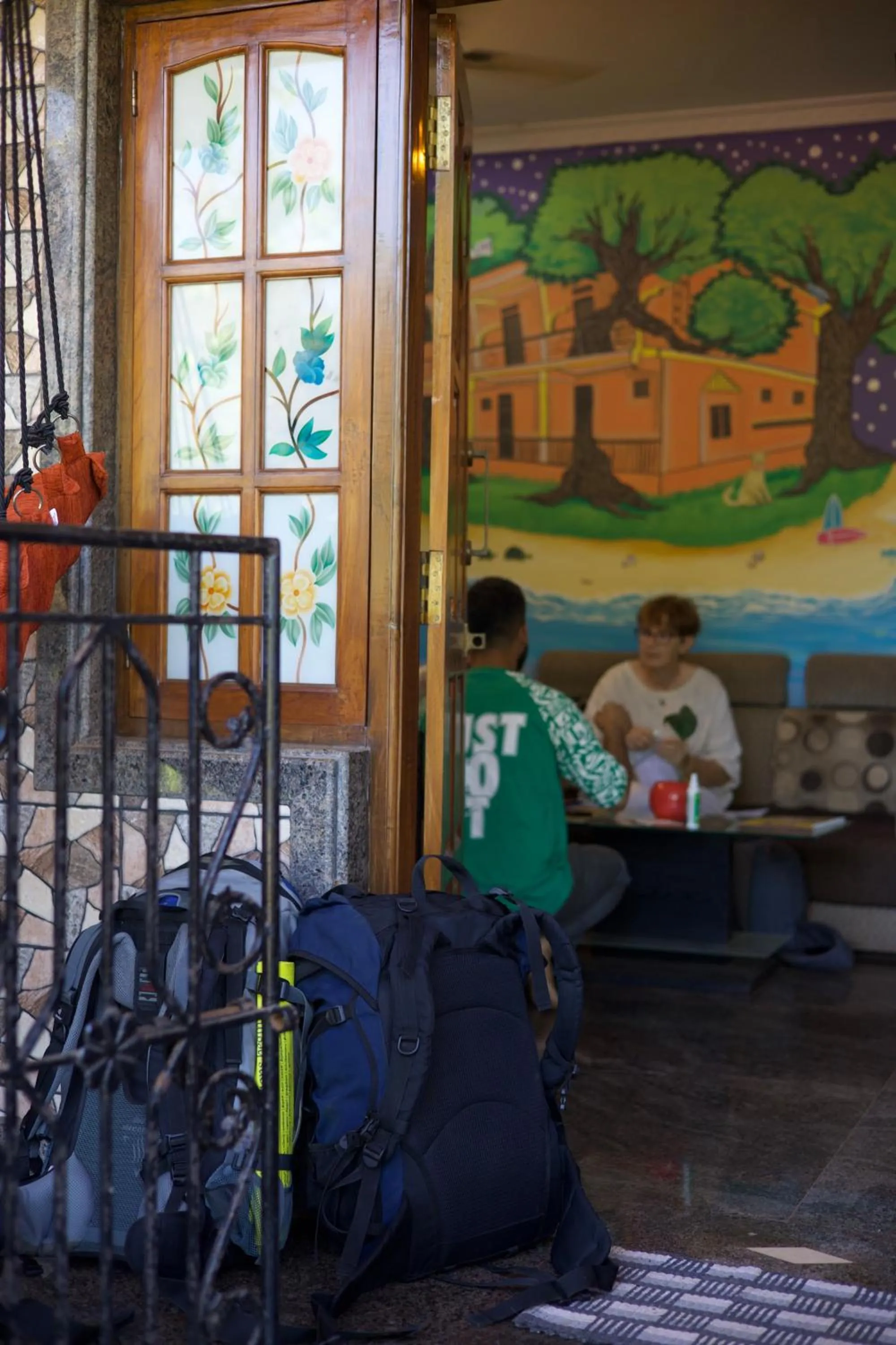 Seating area in Last Minute Trip Hostel Morjim-By The Sea