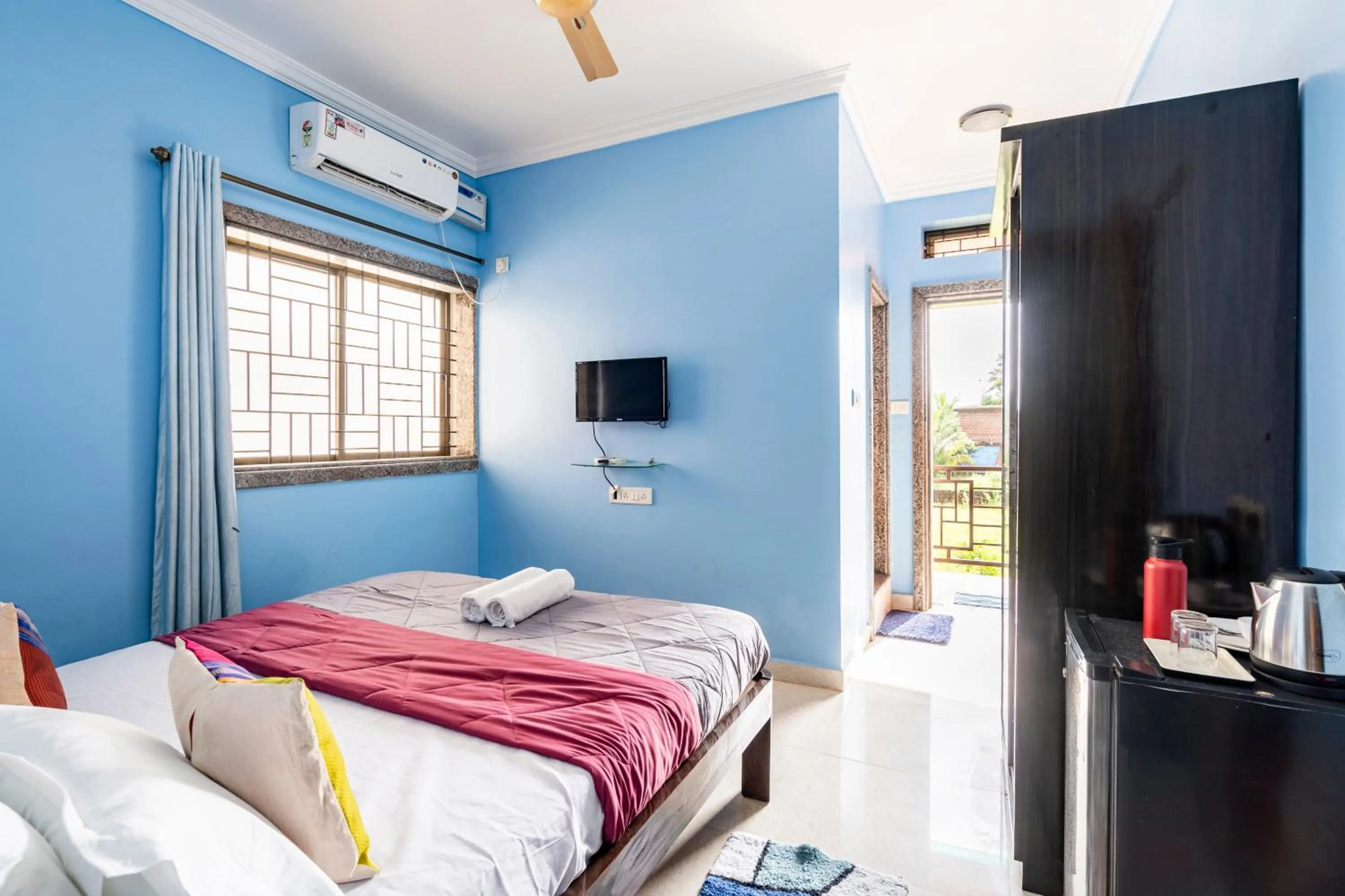 Bed in Last Minute Trip Hostel Morjim-By The Sea