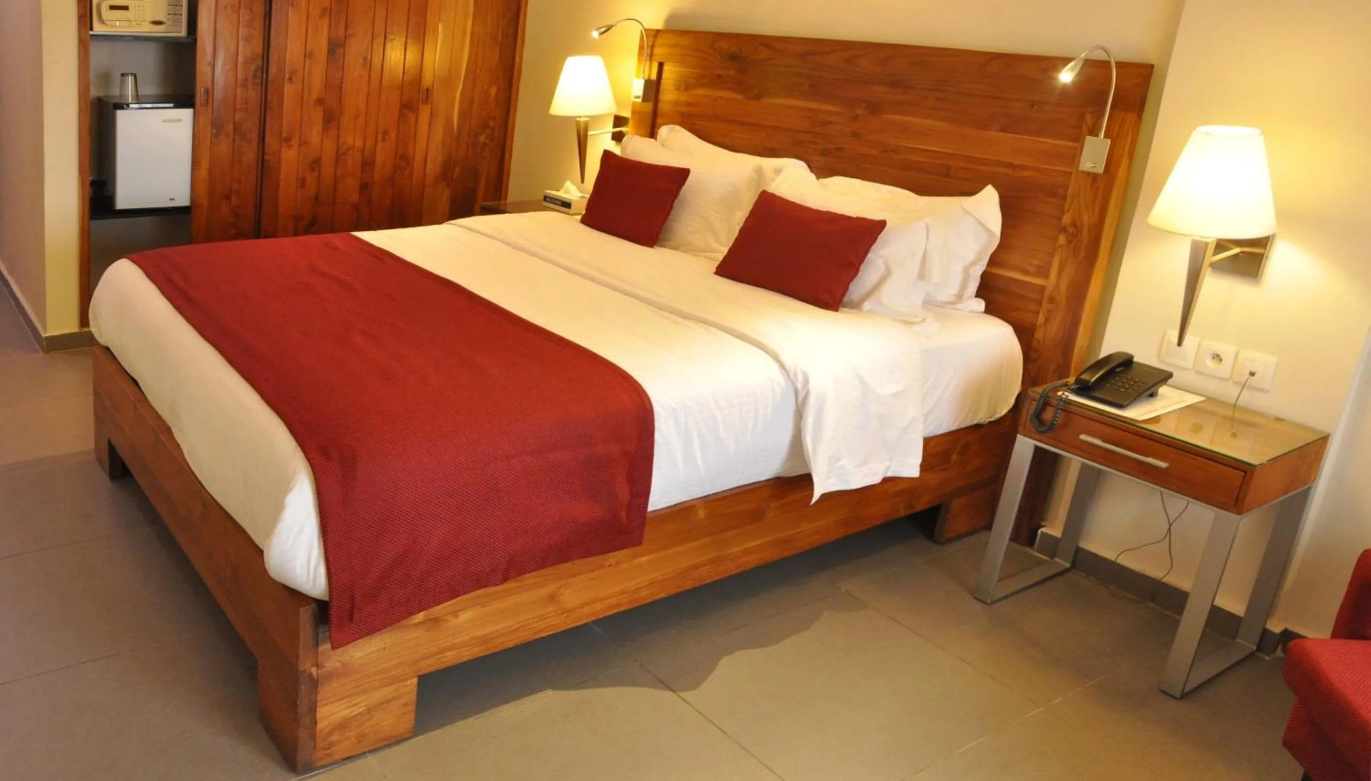 Bed in Hotel Du Lac