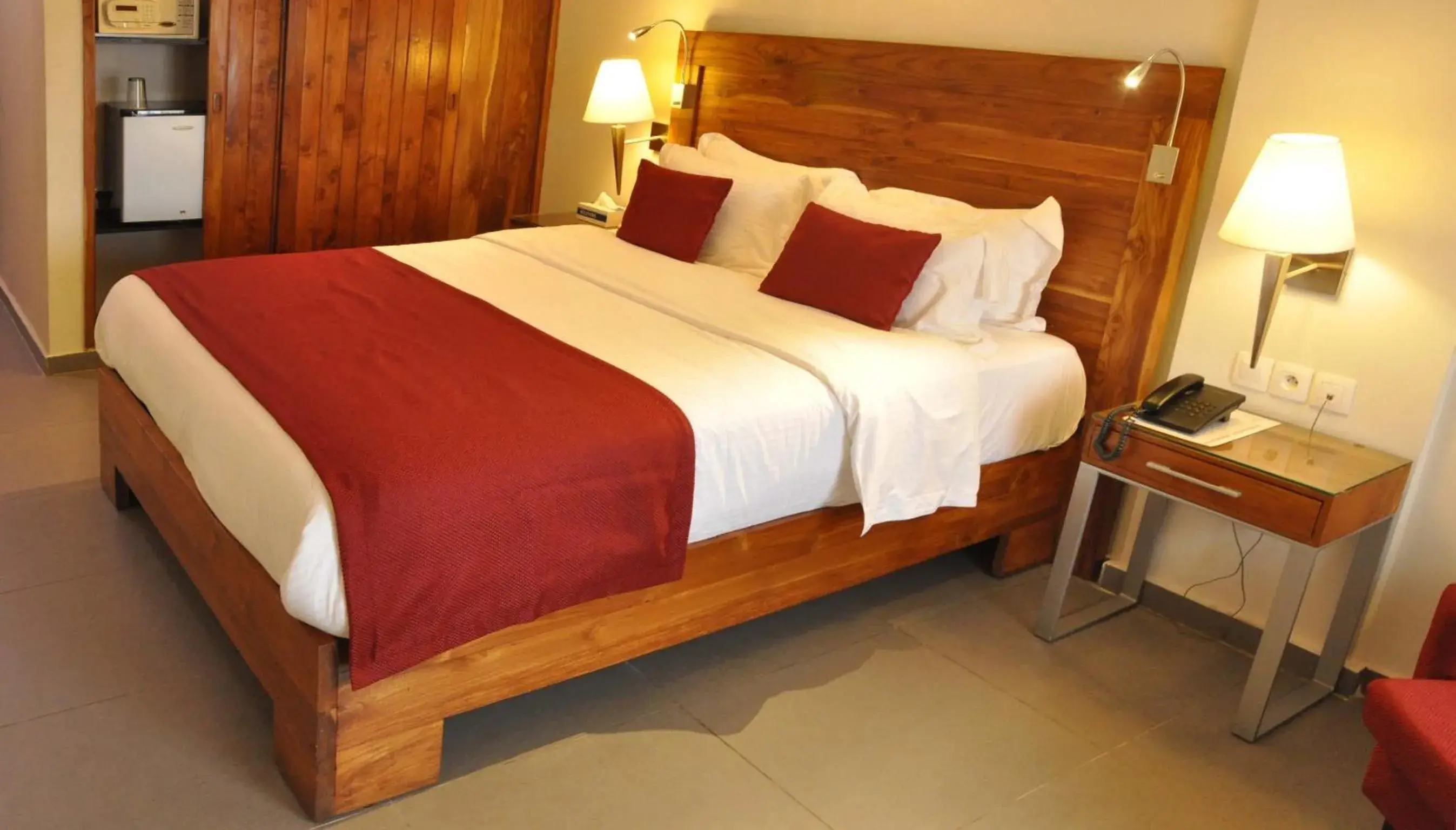 Standard Single Room - single occupancy in Hotel Du Lac Standard Single Room - single occupancy in Hotel Du Lac