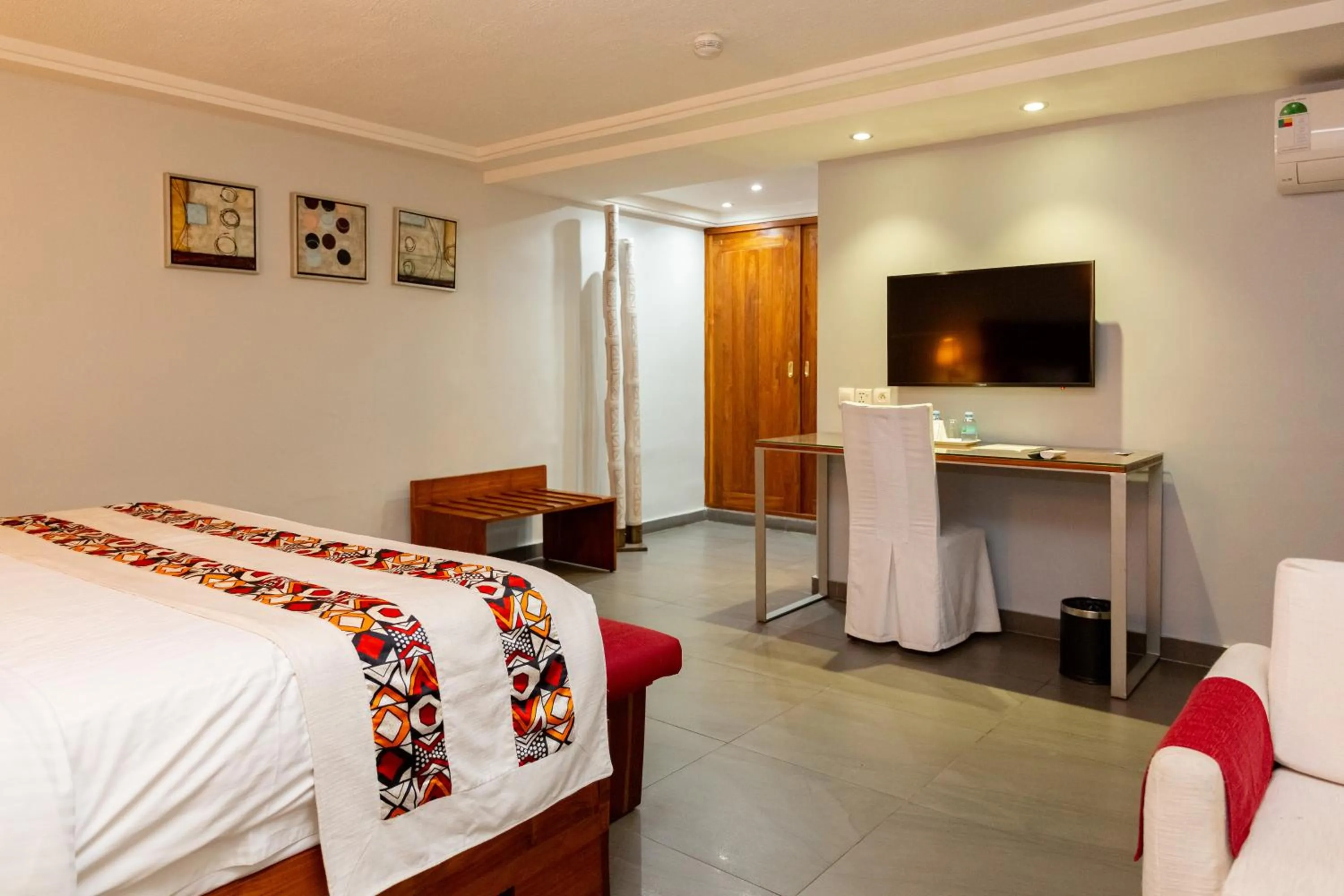 Bed in Hotel Du Lac