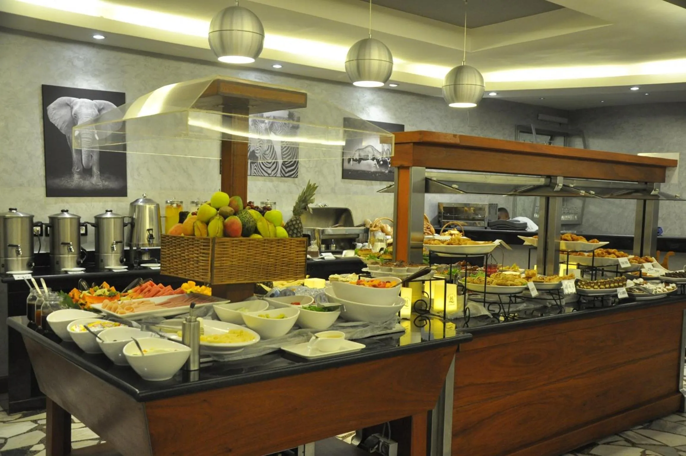 Buffet breakfast in Hotel Du Lac