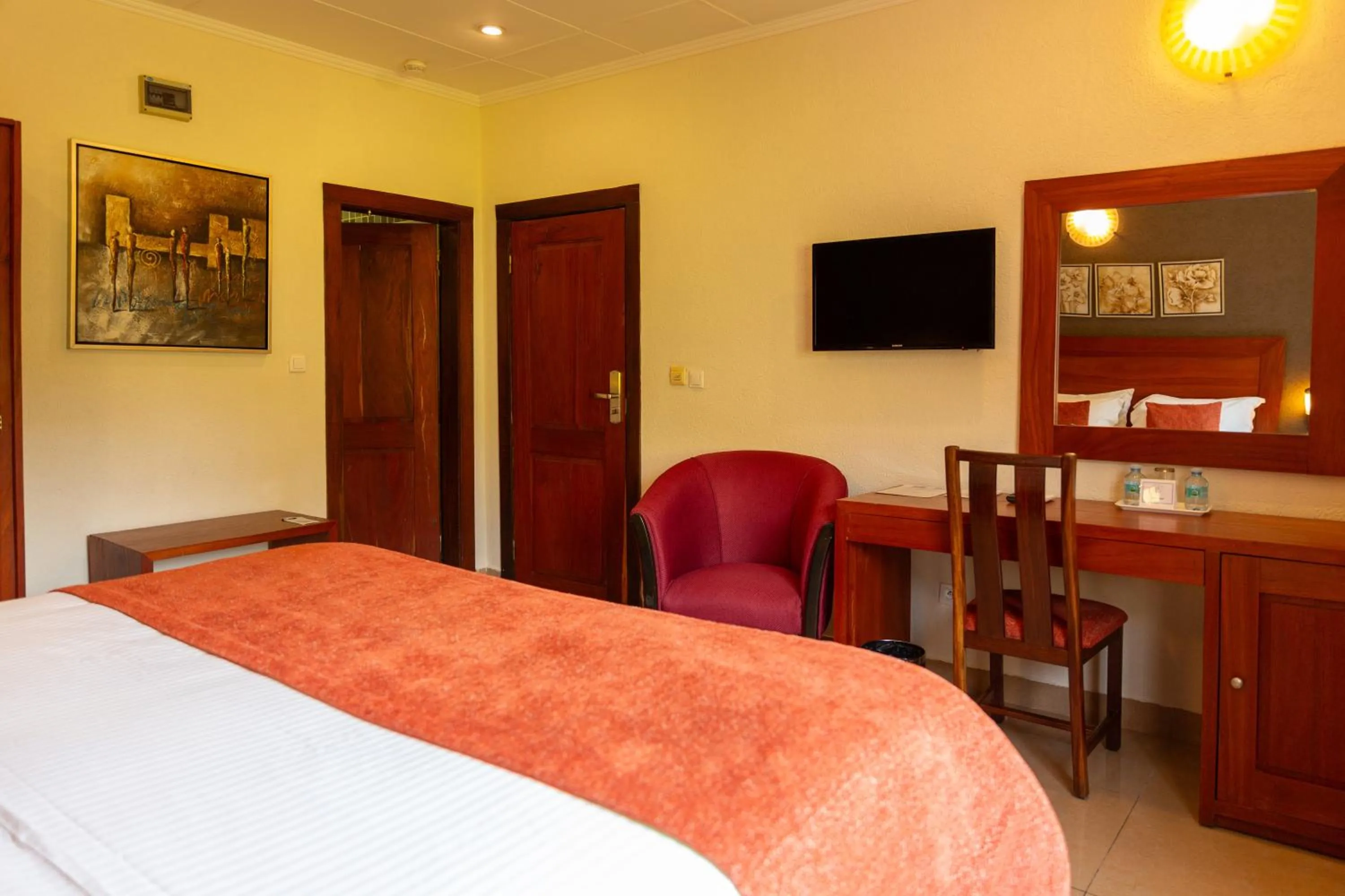 Bed in Hotel Du Lac