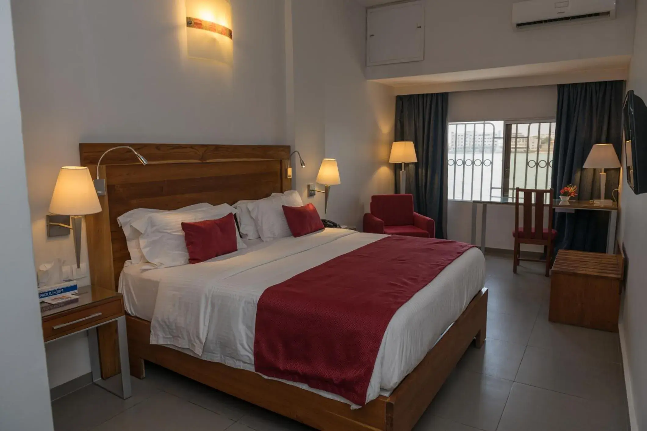 Standard Single Room - single occupancy in Hotel Du Lac Standard Single Room - single occupancy in Hotel Du Lac